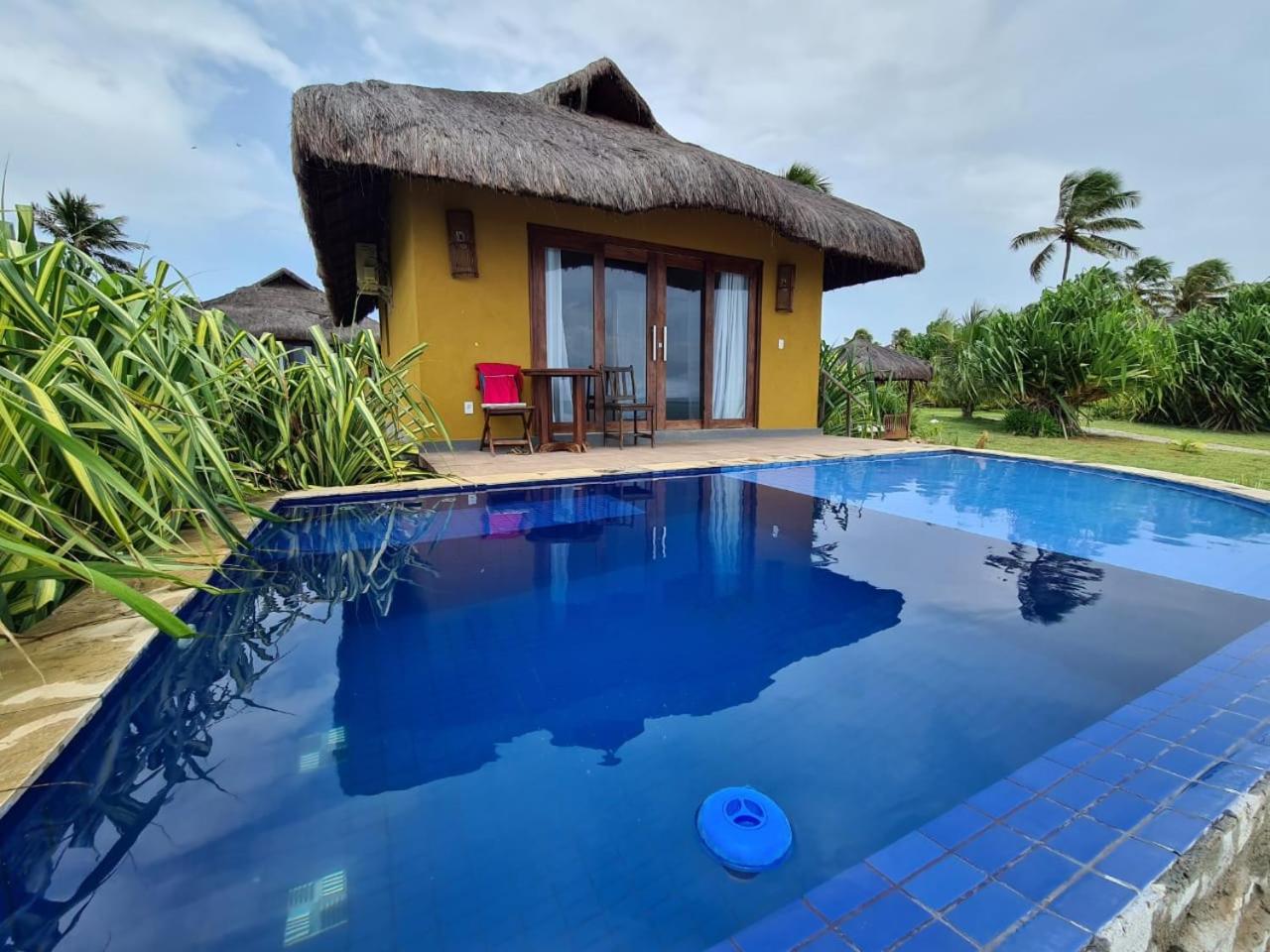 Bungalow - Beach Front photo 3
