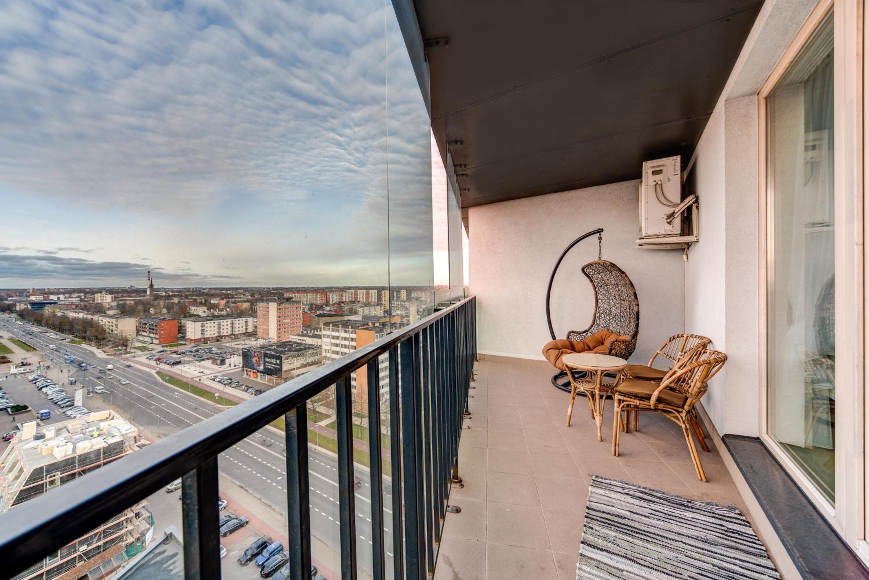 Two-Bedroom Apartment - Photo 38