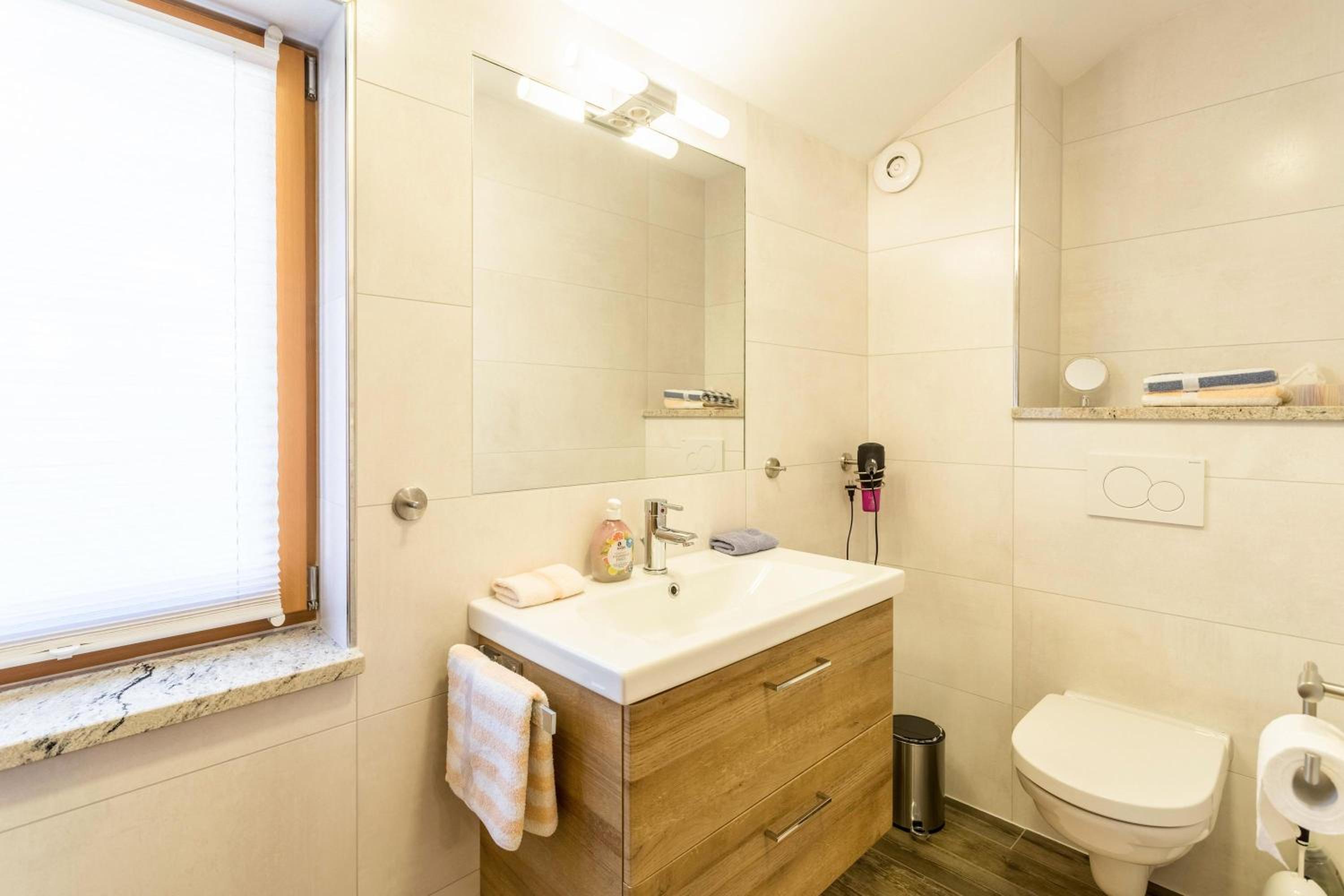 Superior One-Bedroom Apartment with Balcony photo 2