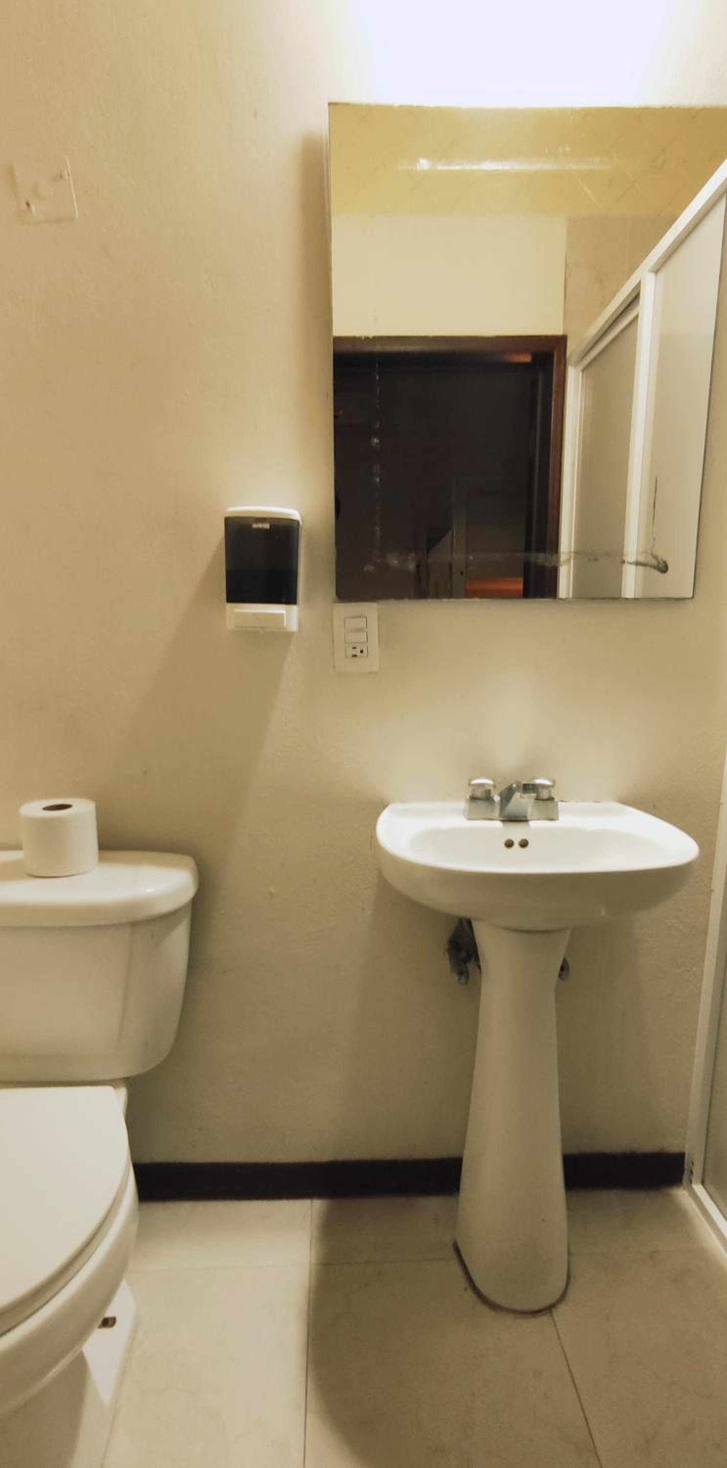 6-Bed Female Dormitory Room photo 2