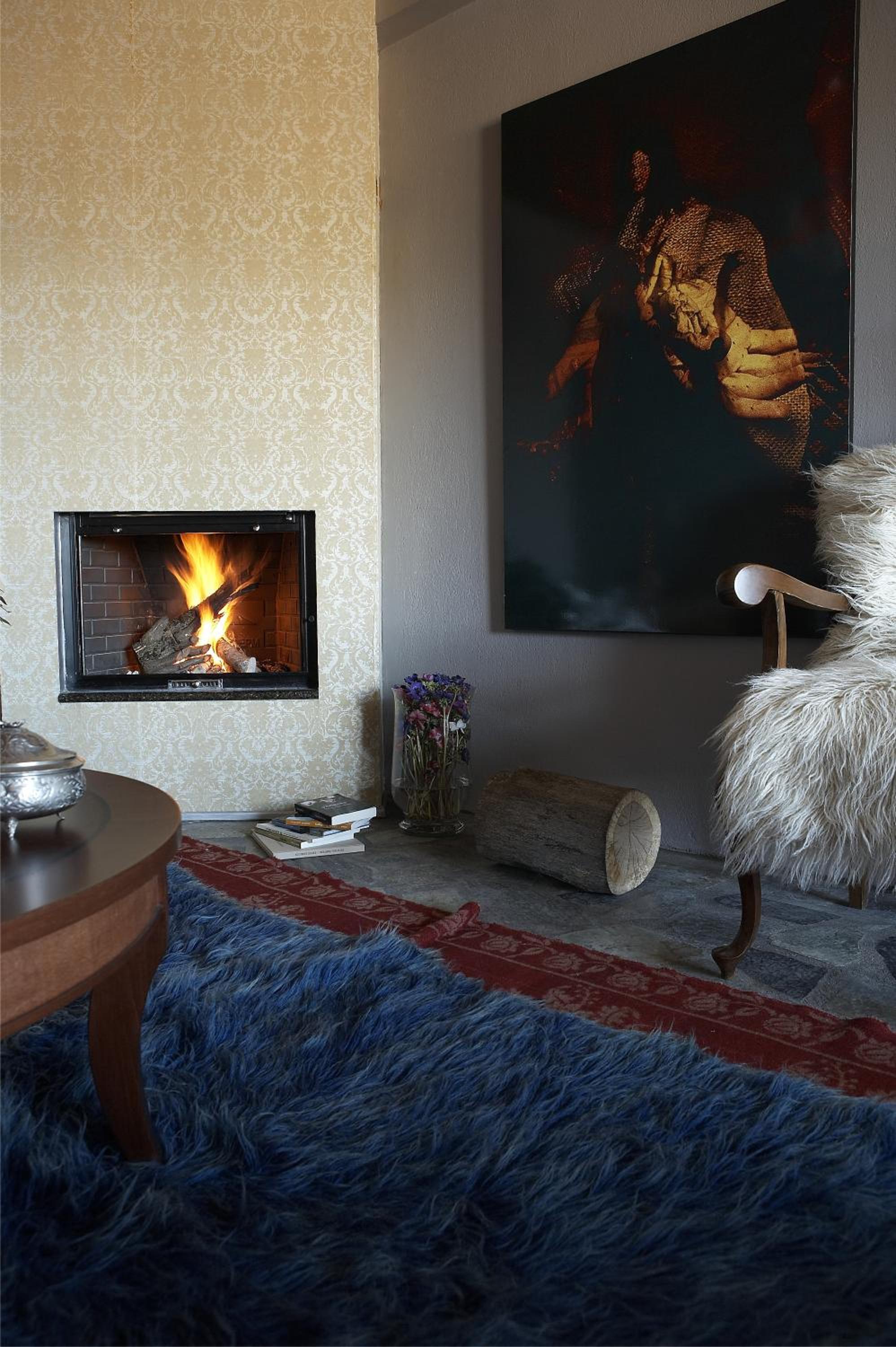 Junior Suite with View and Fireplace - Photo 6