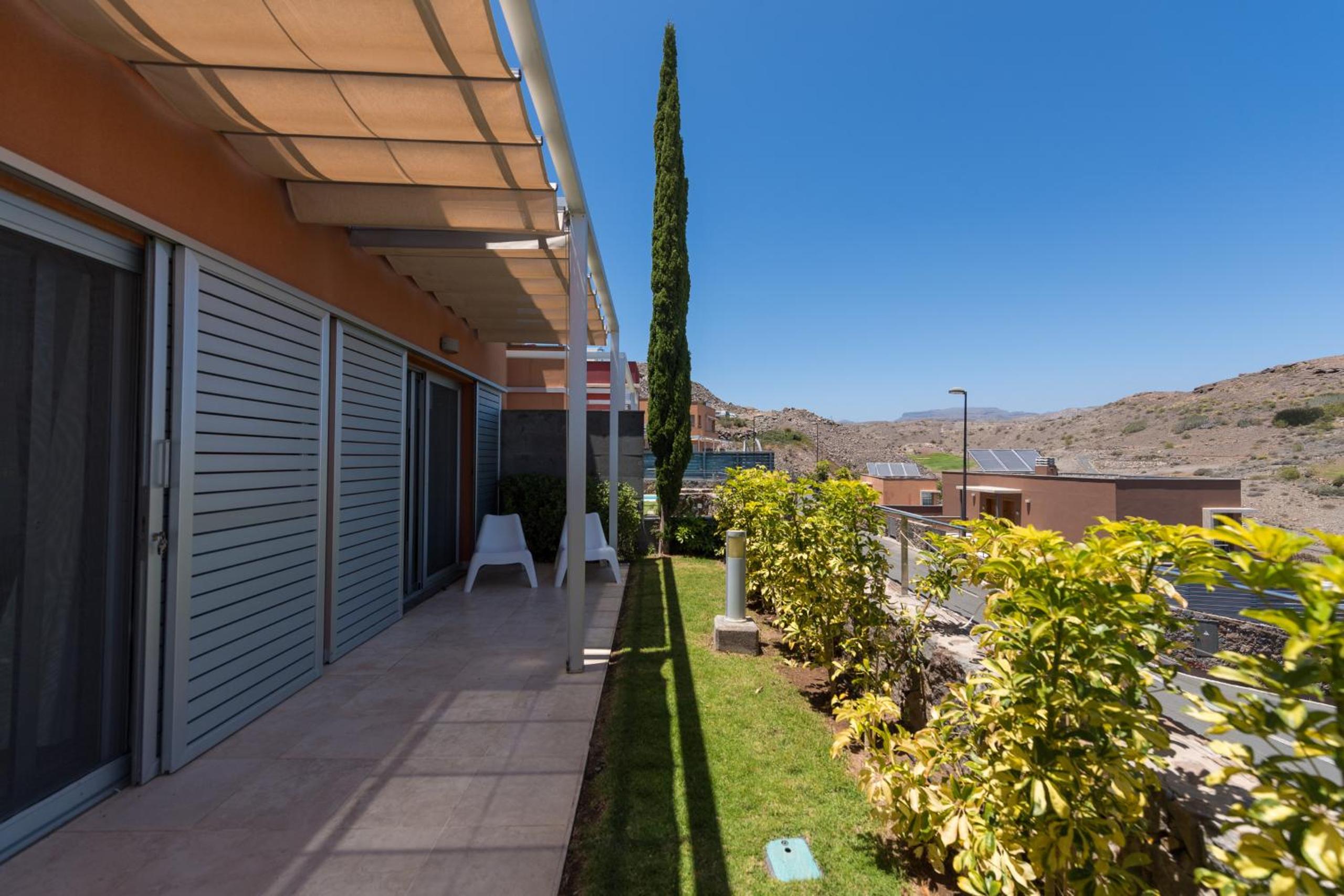 Villa photo 3