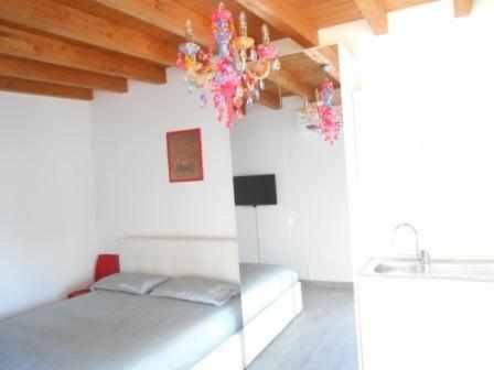 Deluxe Bungalow with Lake View 