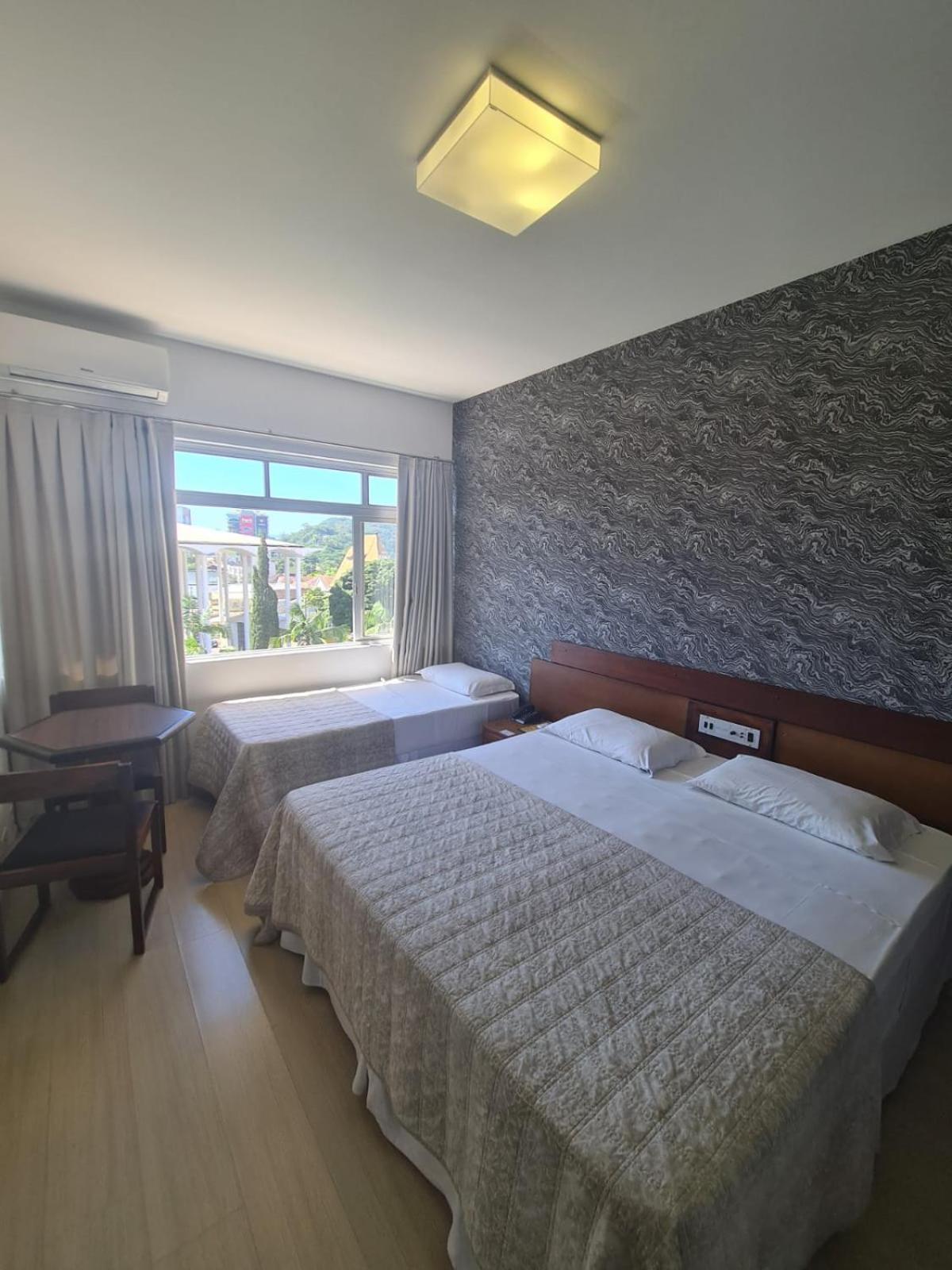 Deluxe Triple Room photo 1