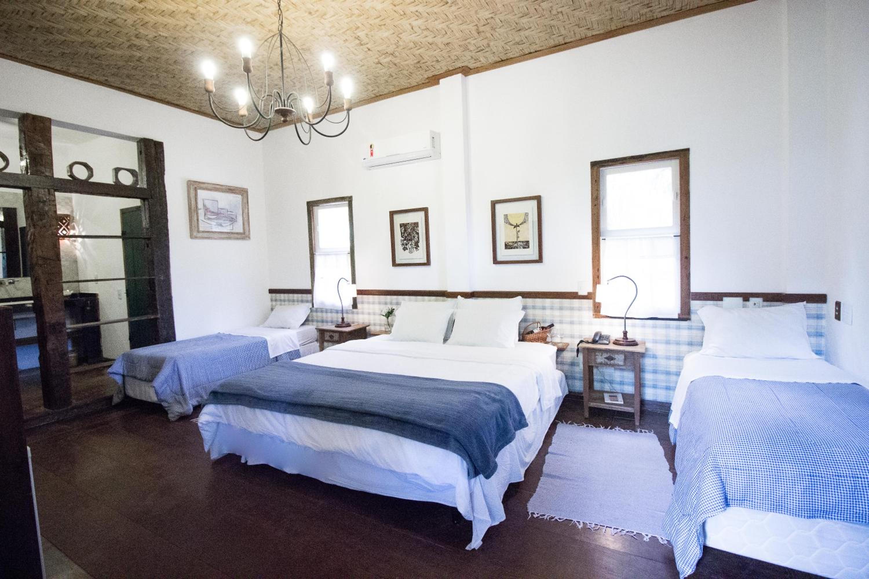 Superior Quadruple Room photo 1