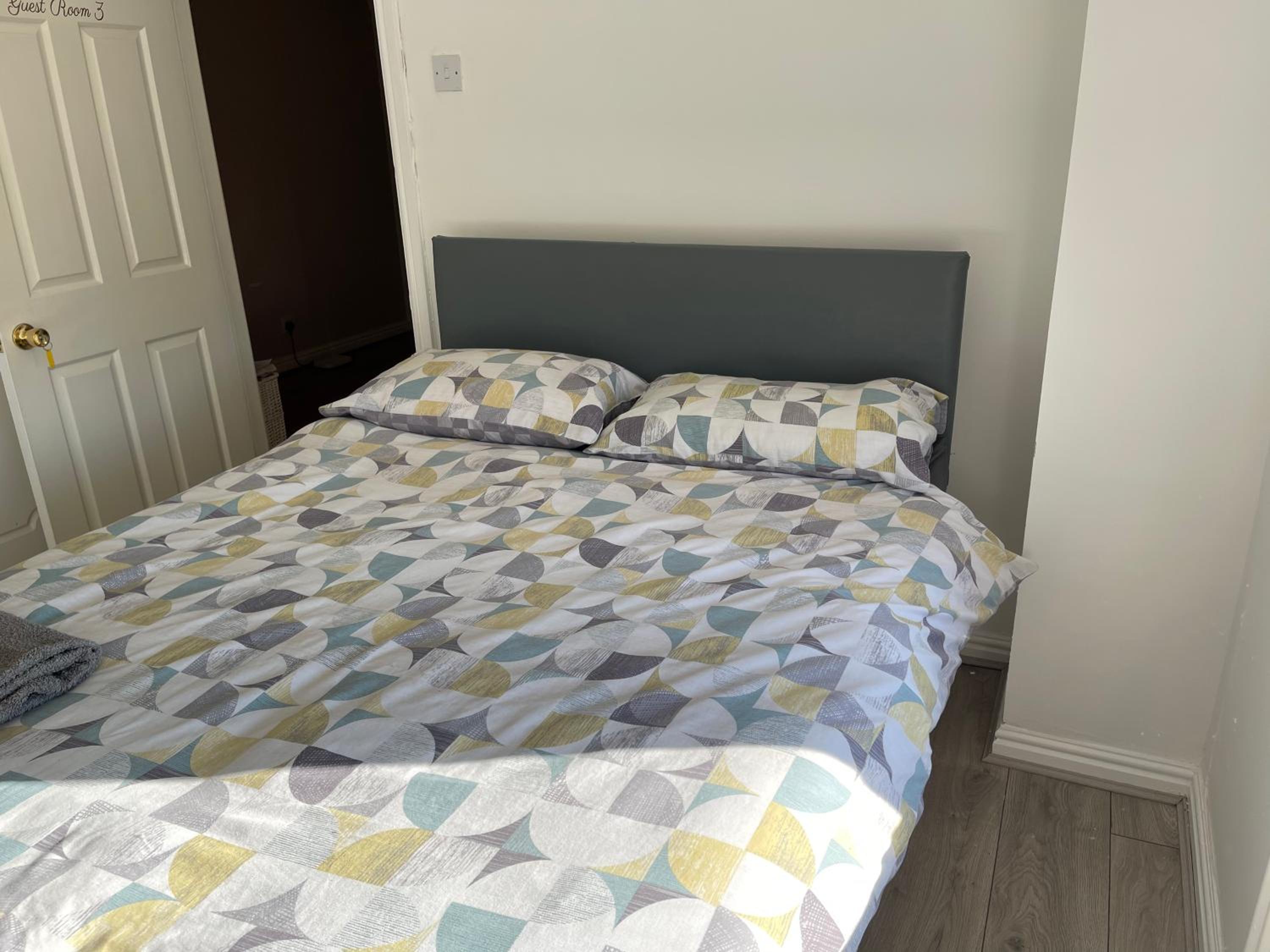 Double Room - Photo 2