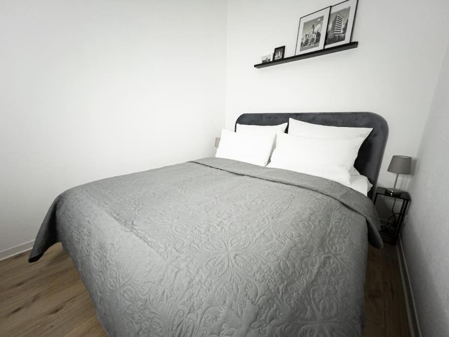 Two-Bedroom Apartment - Photo 14