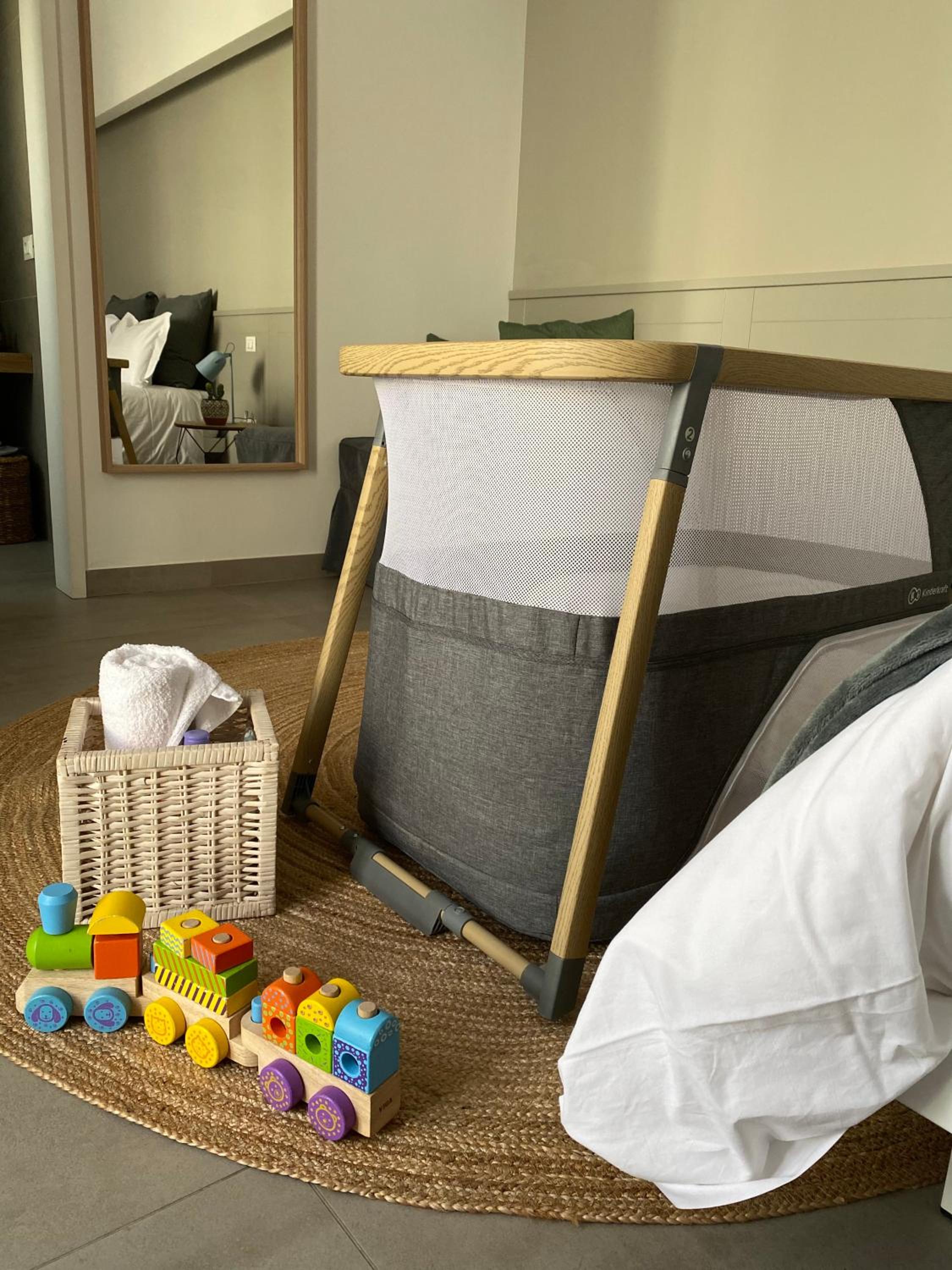 Deluxe Triple Room - Photo 11