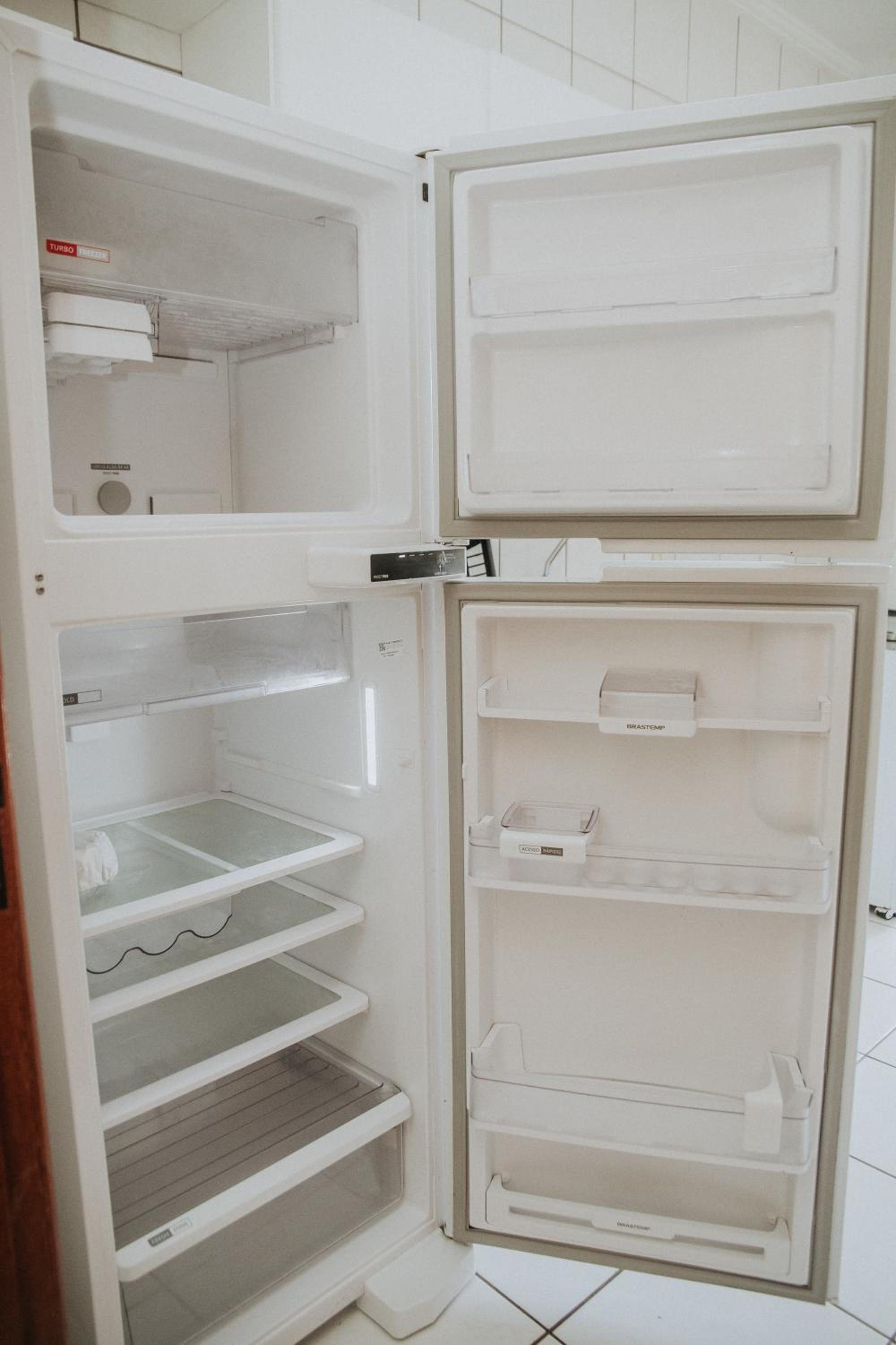 Two-Bedroom Apartment - Photo 16