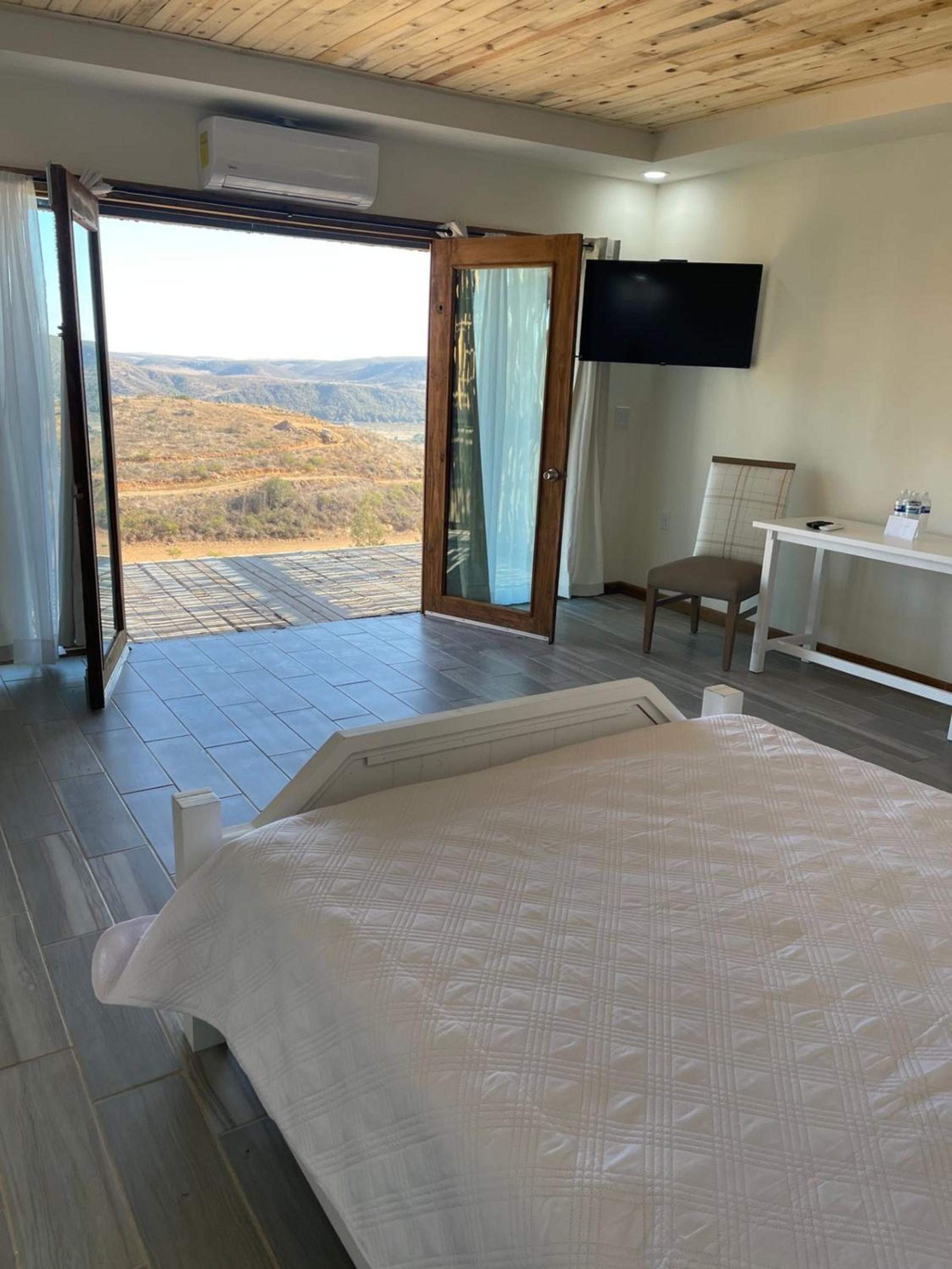 Double Room with Terrace - Photo 17