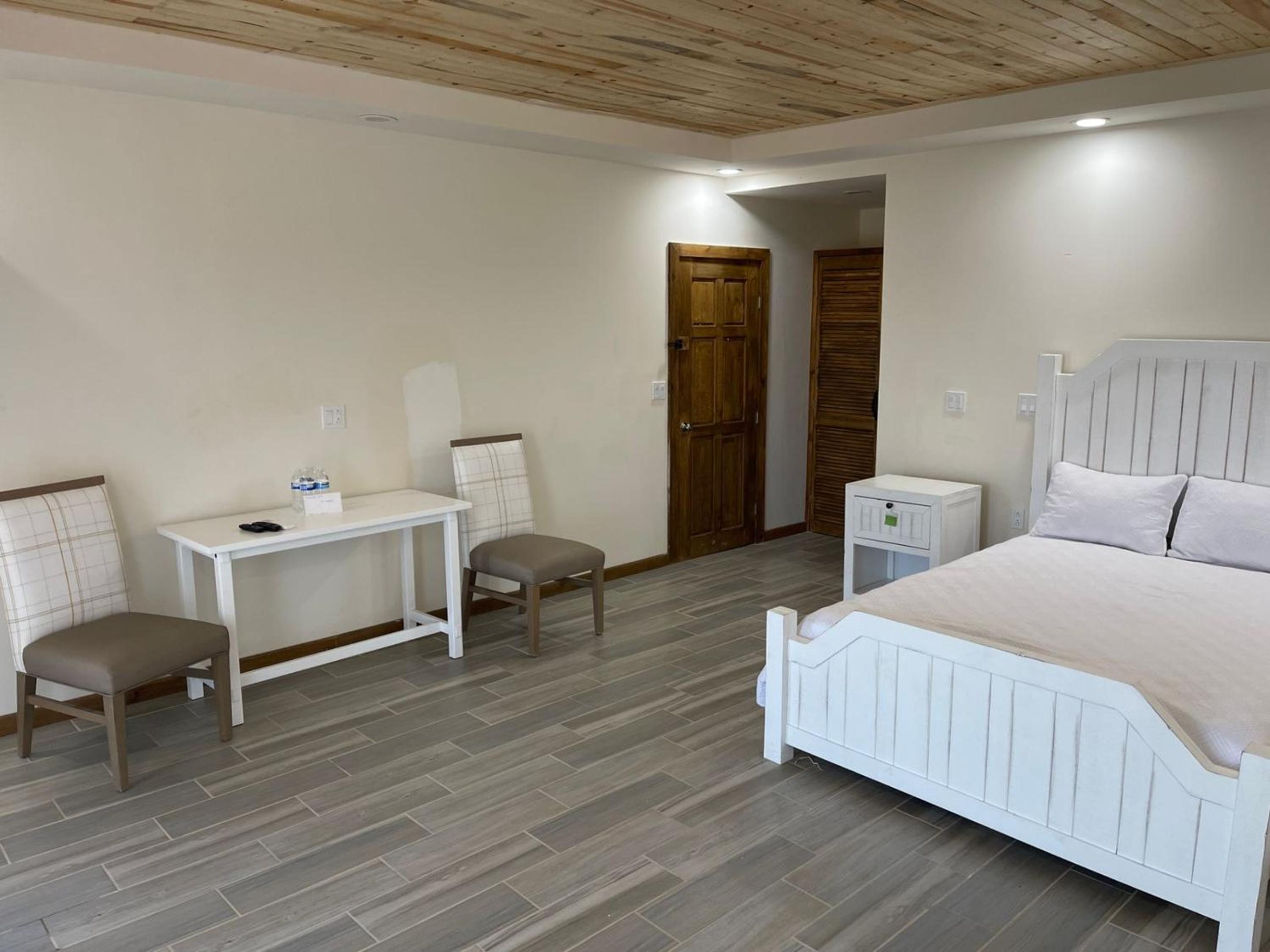 Double Room with Terrace - Photo 10