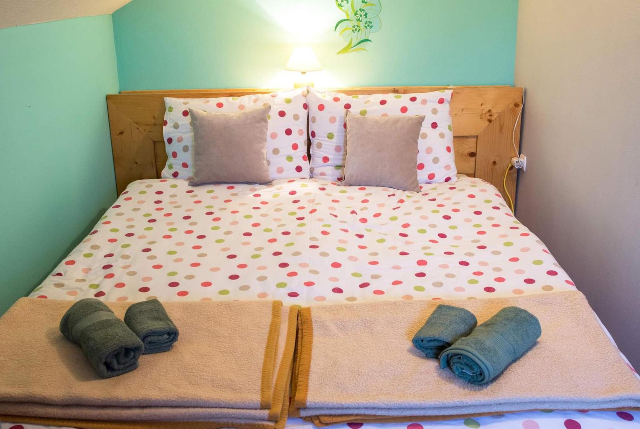 Two-Bedroom Apartment - Photo 17