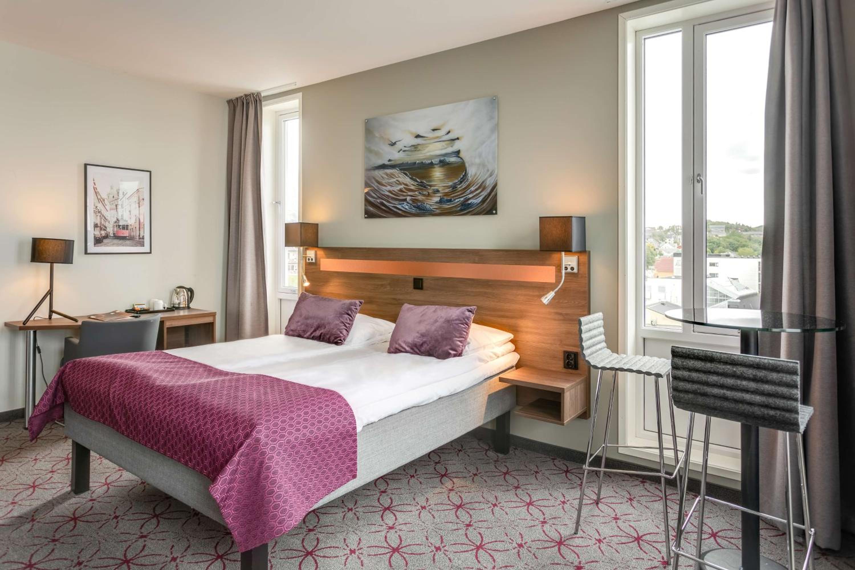 Budget Double Room - Photo 4