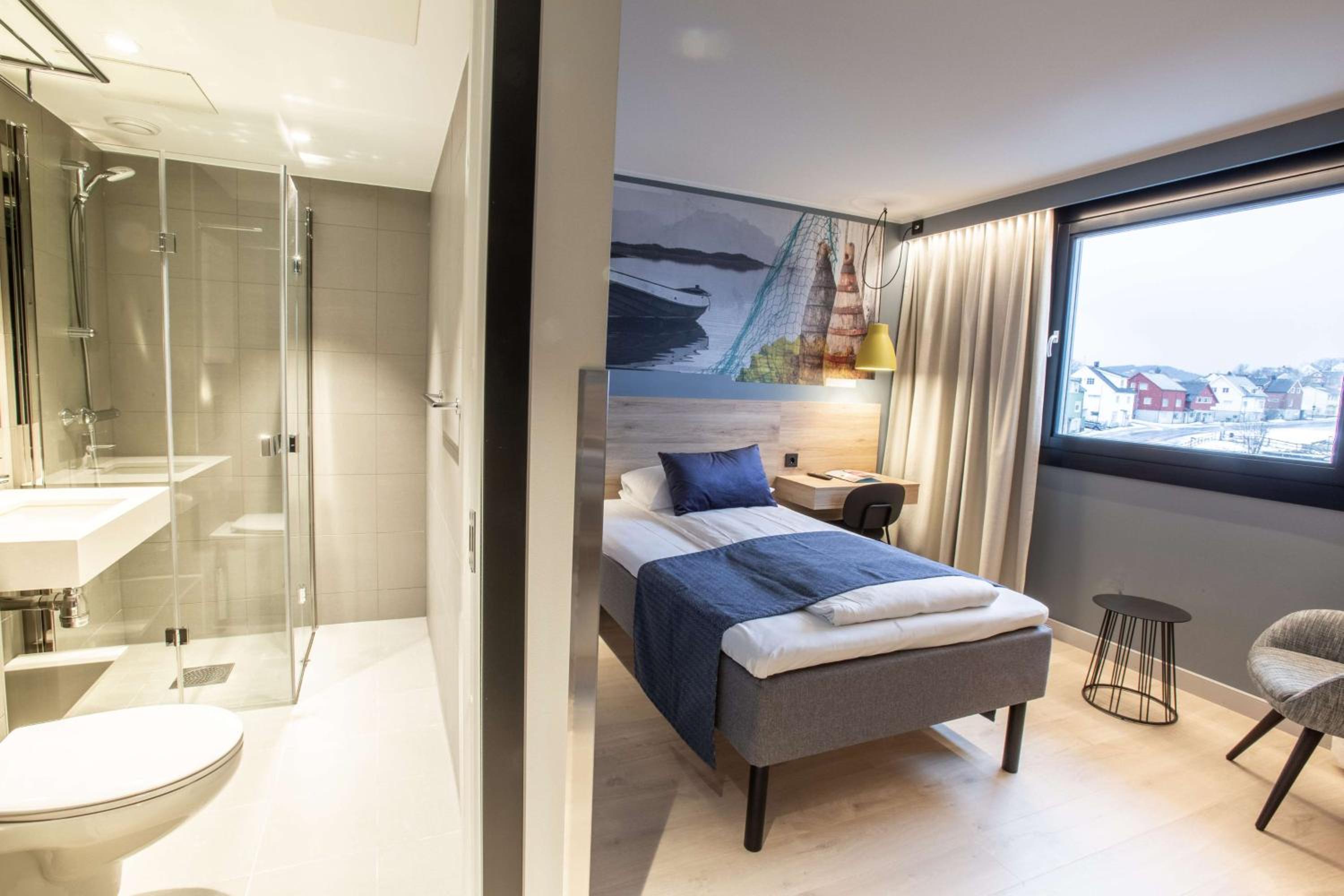 Budget Double Room - Photo 6