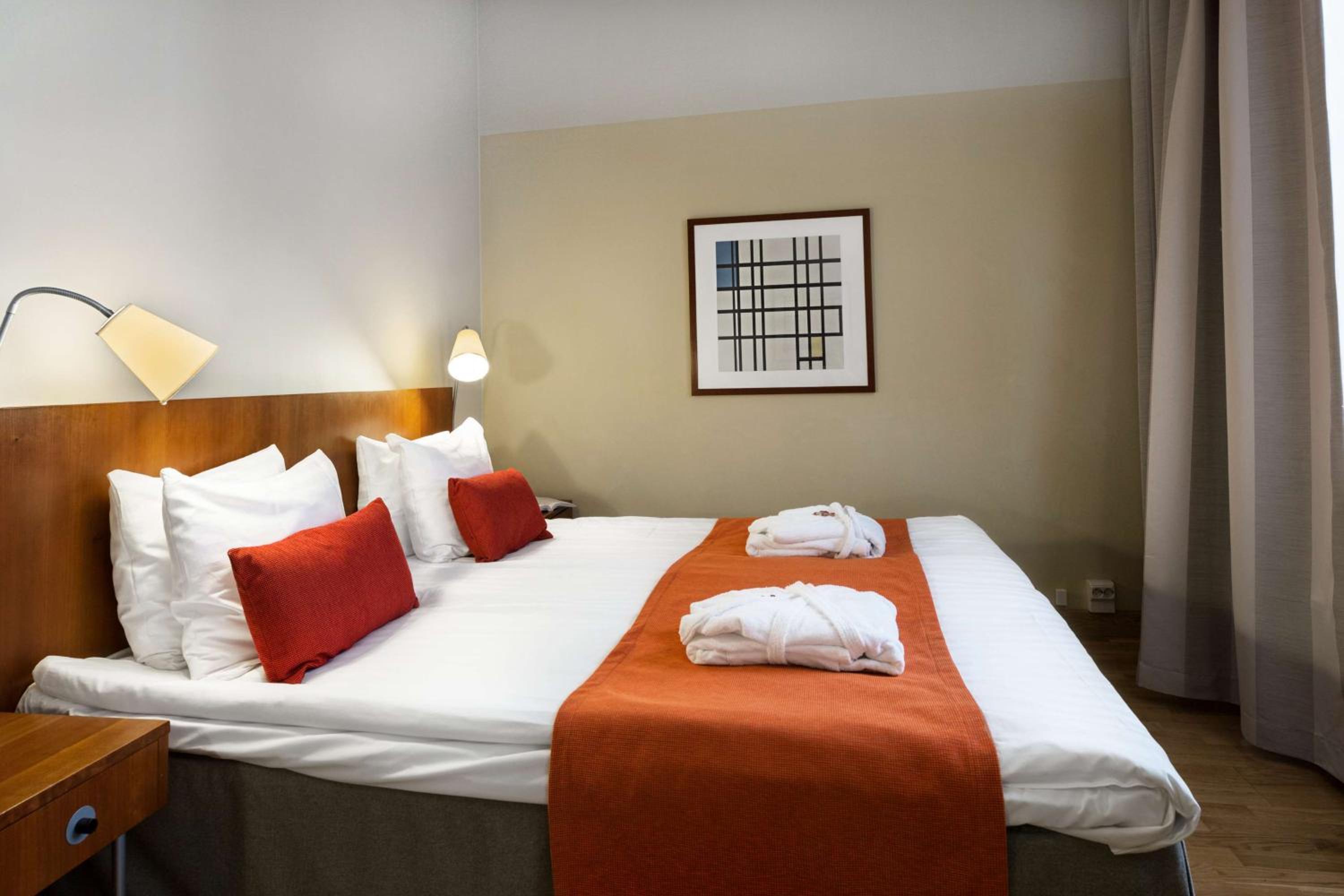 Superior King Room - Photo 4