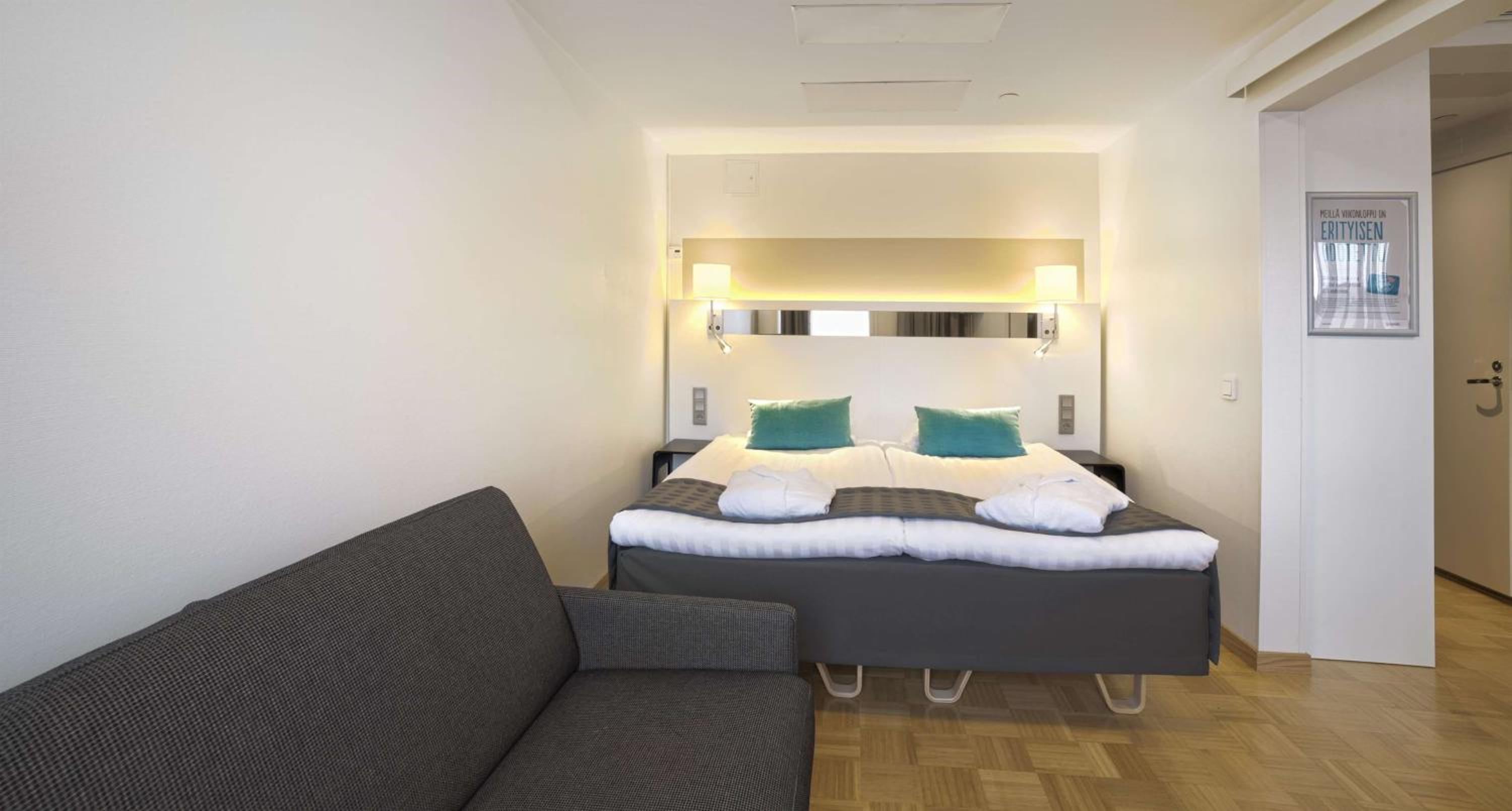 Twin Room - Photo 4