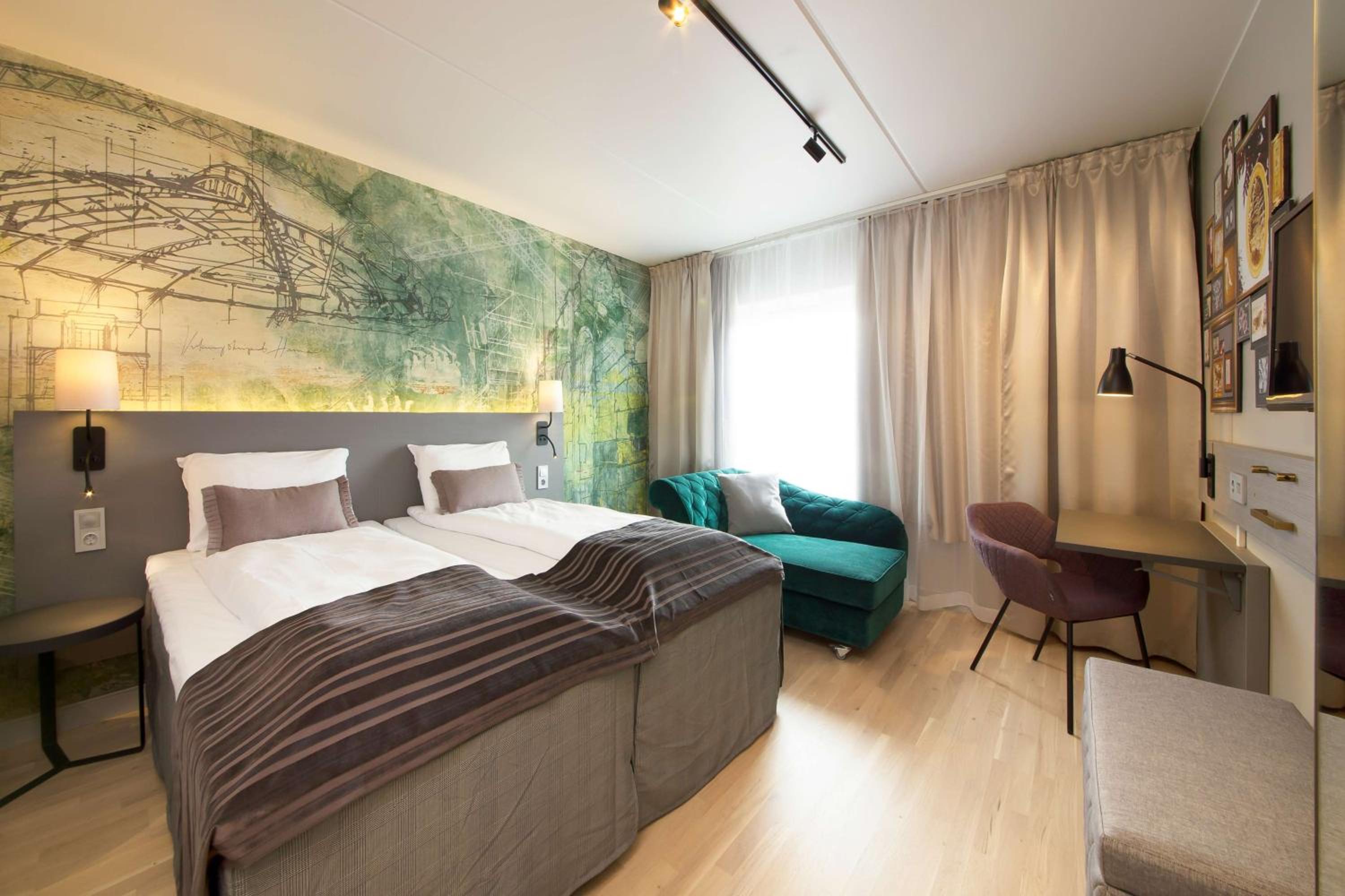 Standard Twin Room - Photo 3