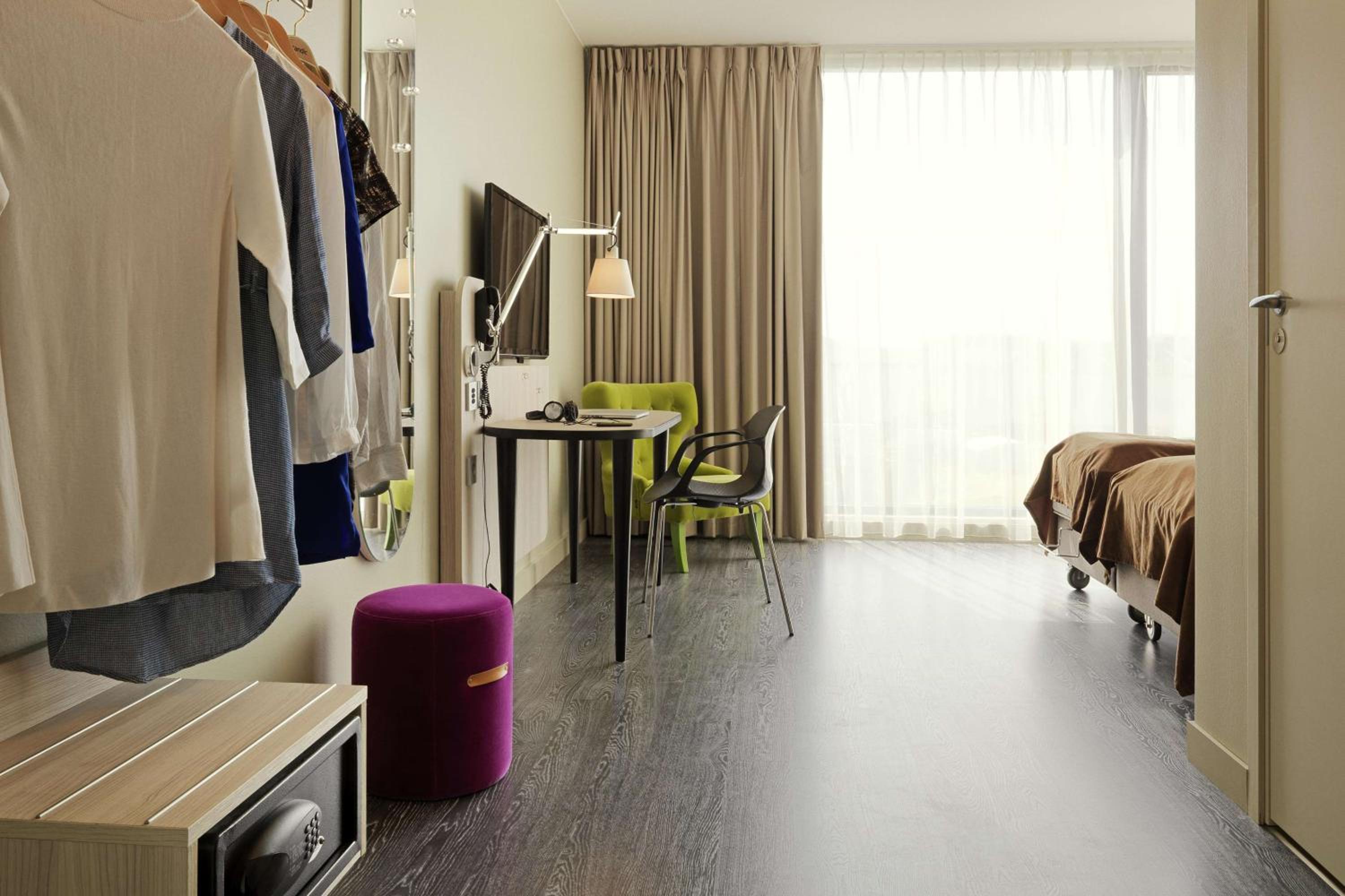 Superior Twin Room - Photo 1
