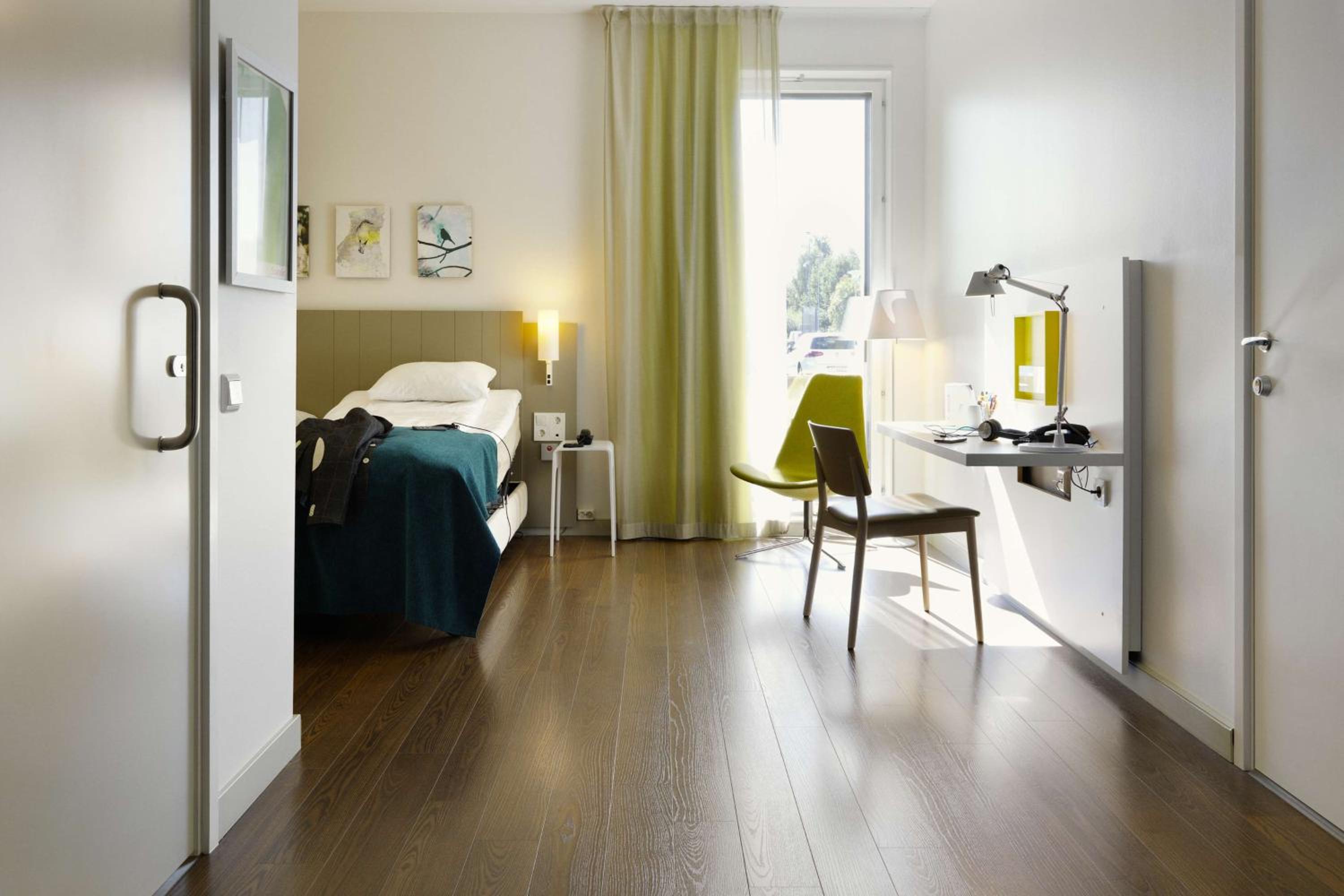 Standard Twin Room - Photo 2