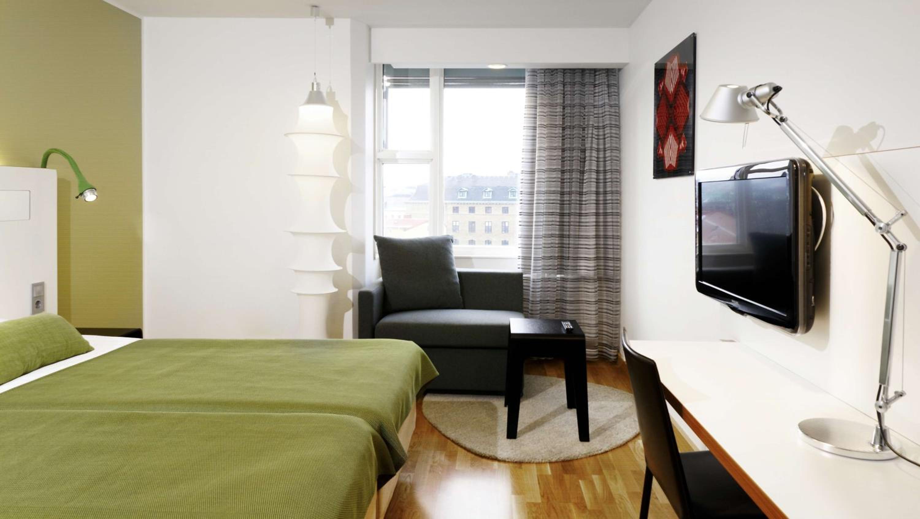 Standard Twin Room - Photo 2