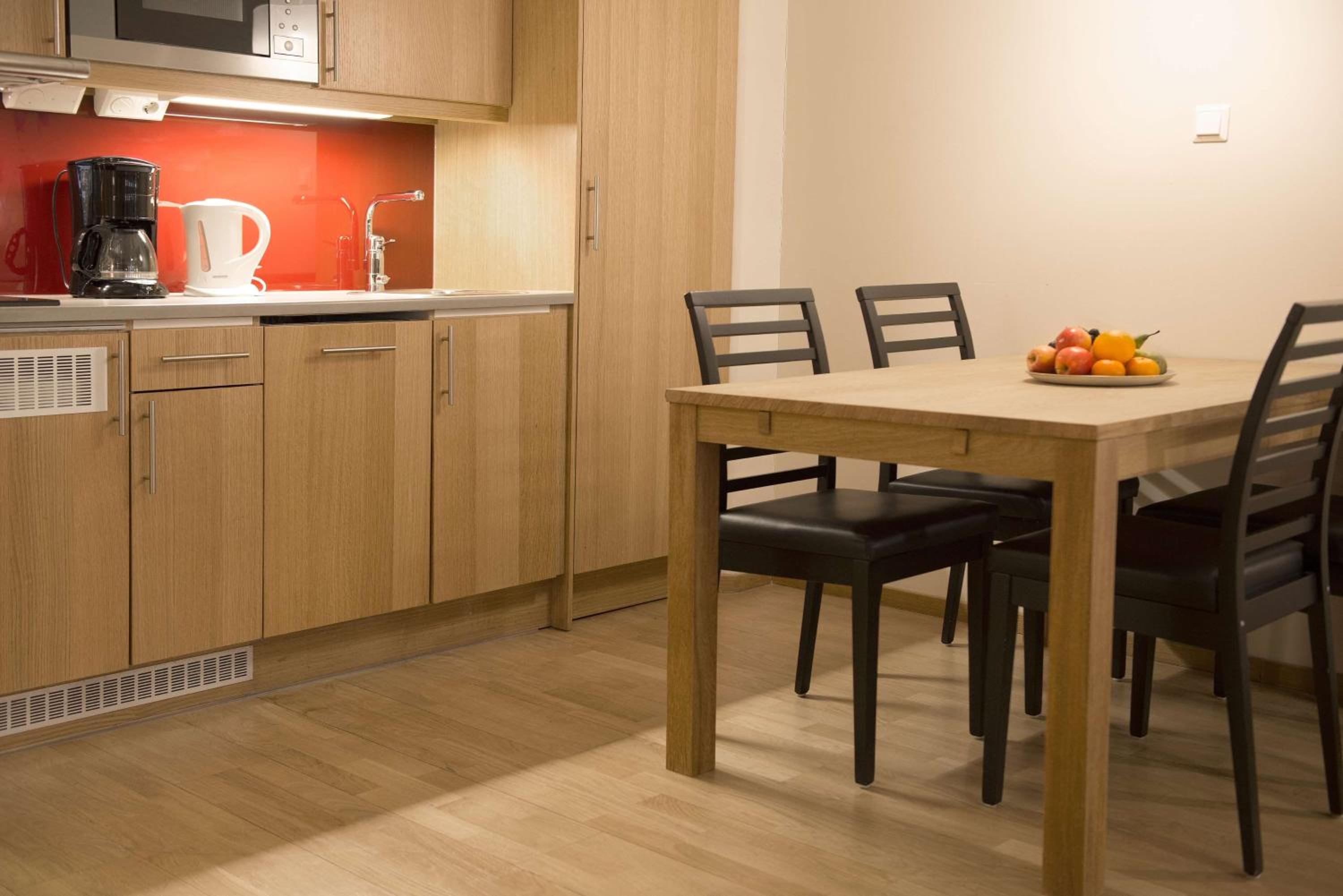 Standard Double with Kitchenette - Photo 3