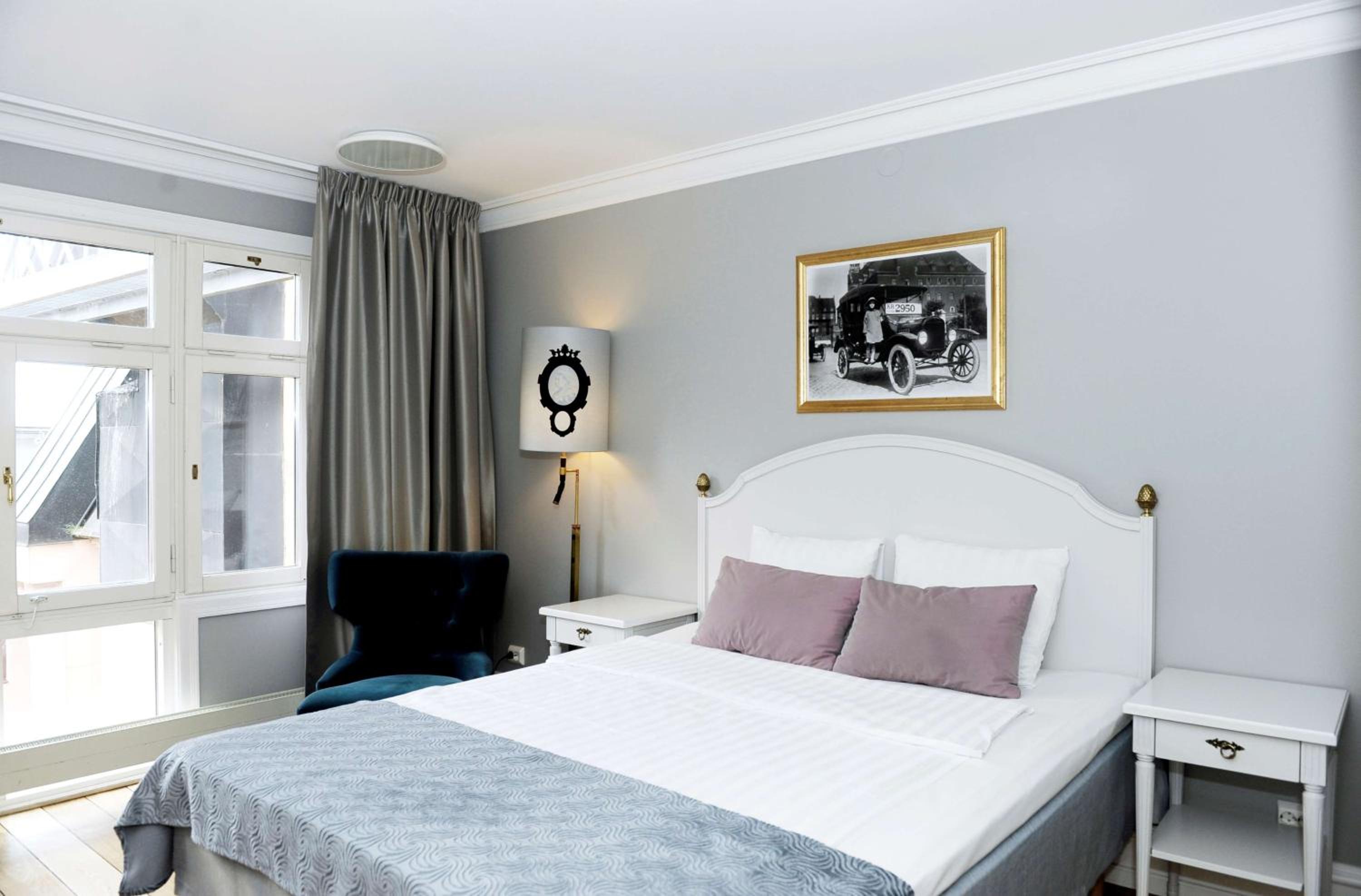 Standard Double Room - Photo 2
