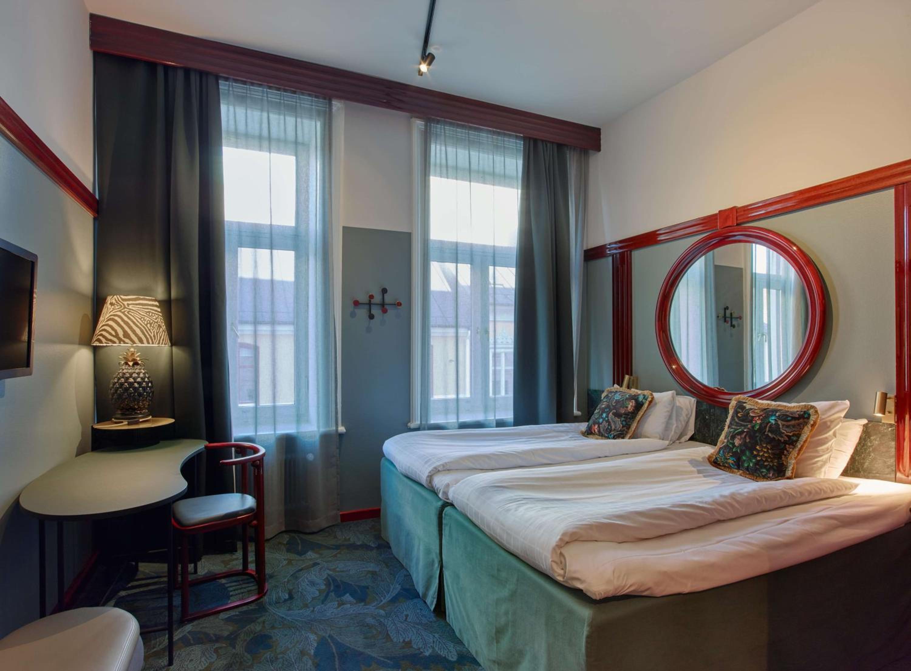 Twin Room - Photo 3