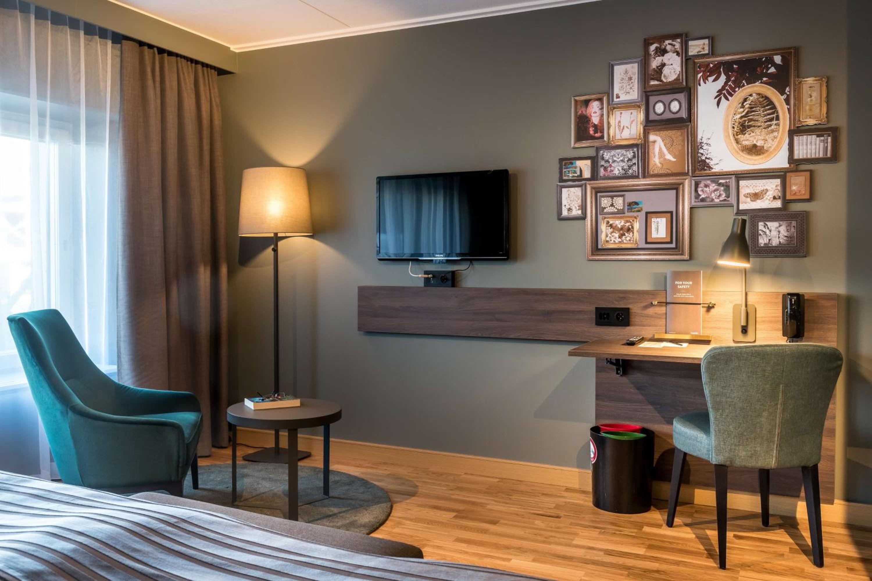 Standard Twin Room - Photo 6