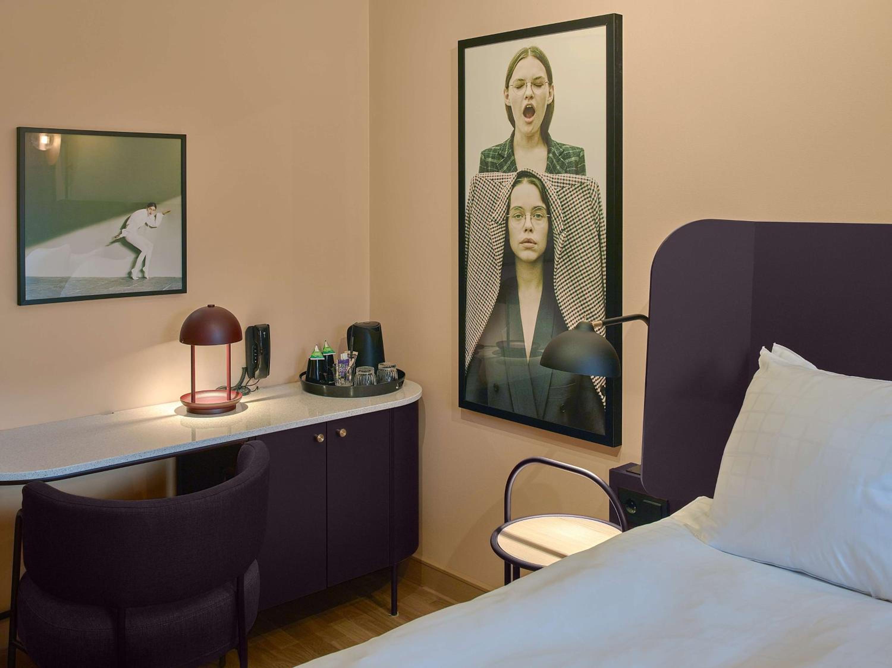 Queen Room