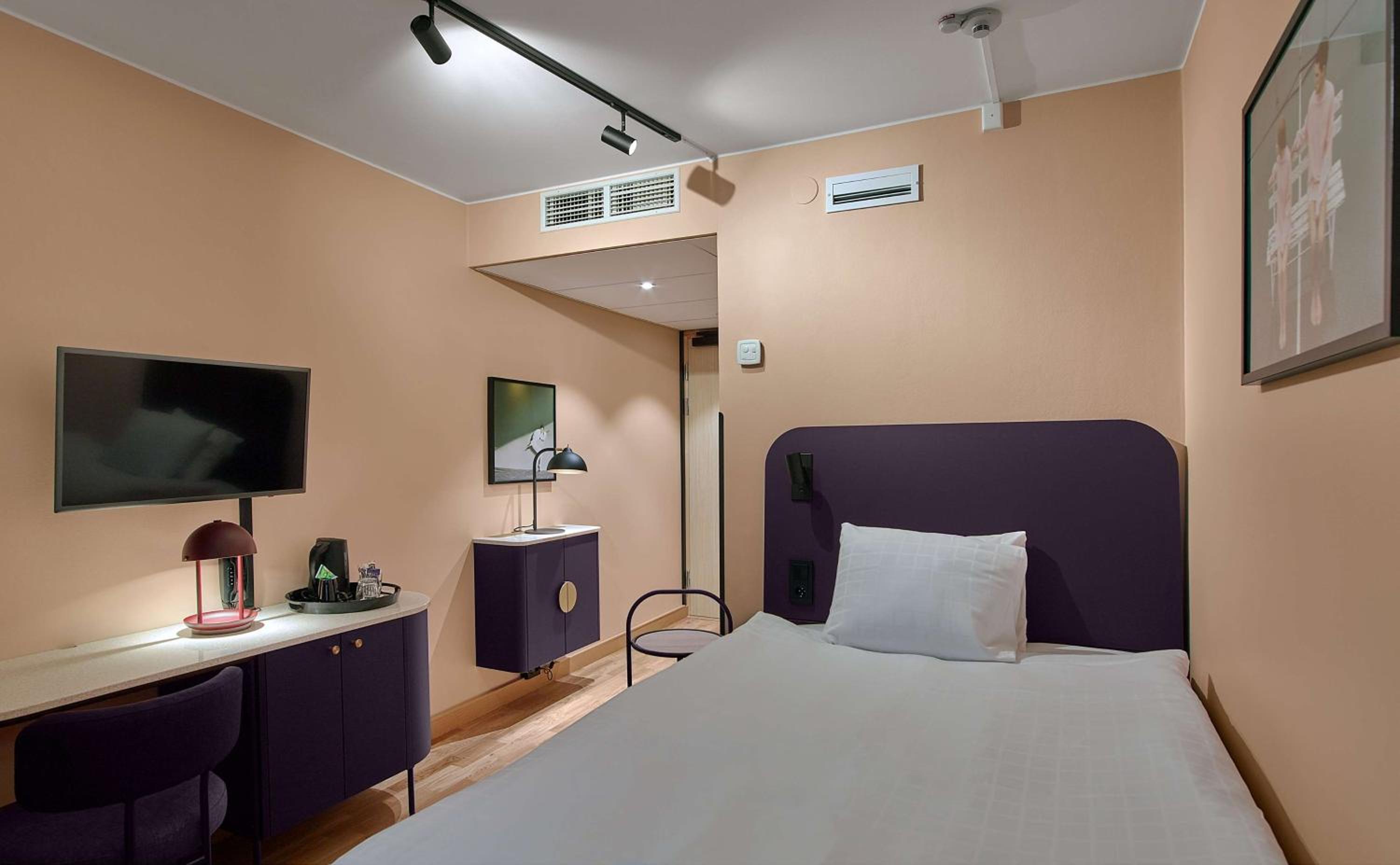 Standard Single Room