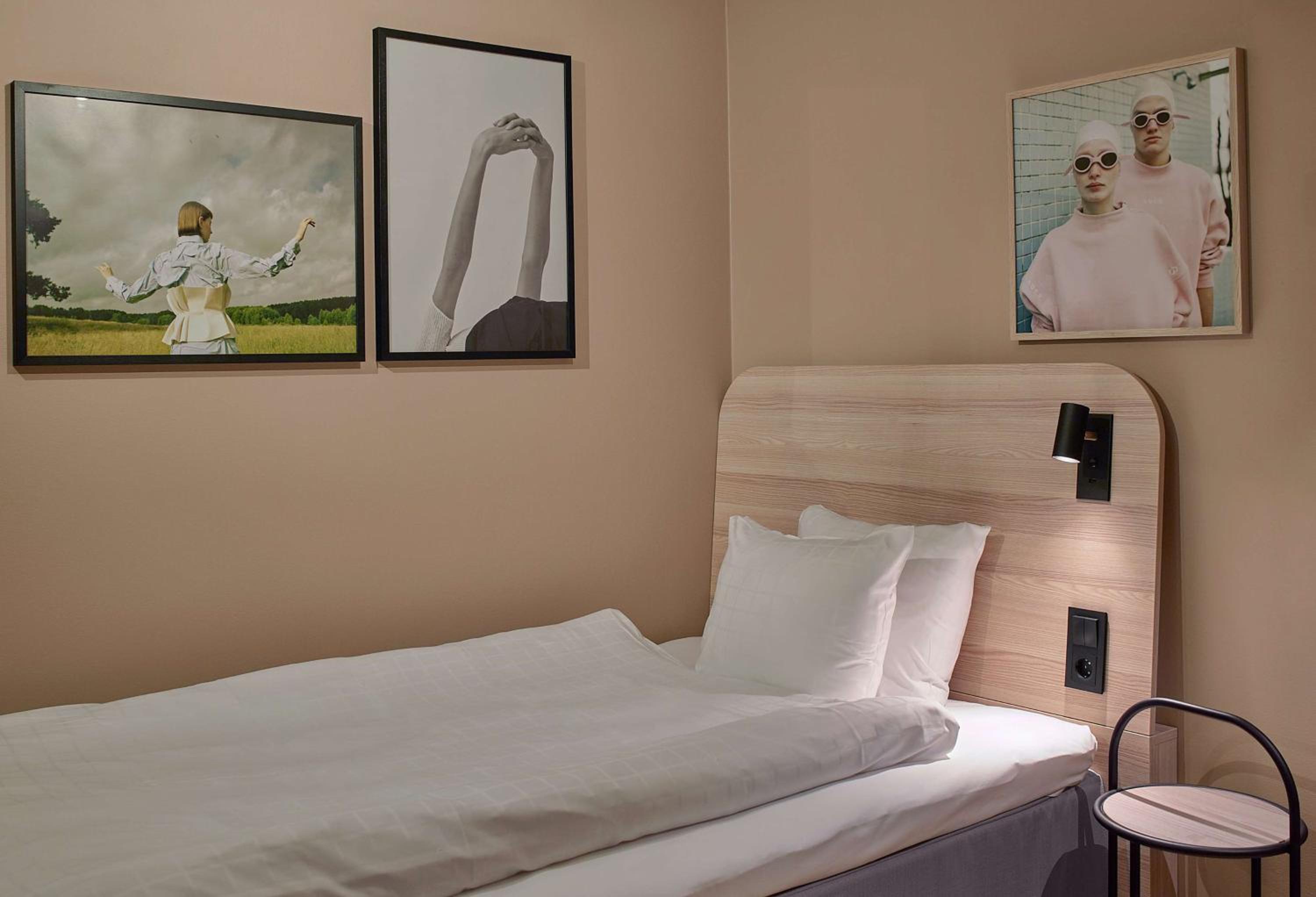 Standard Single Room