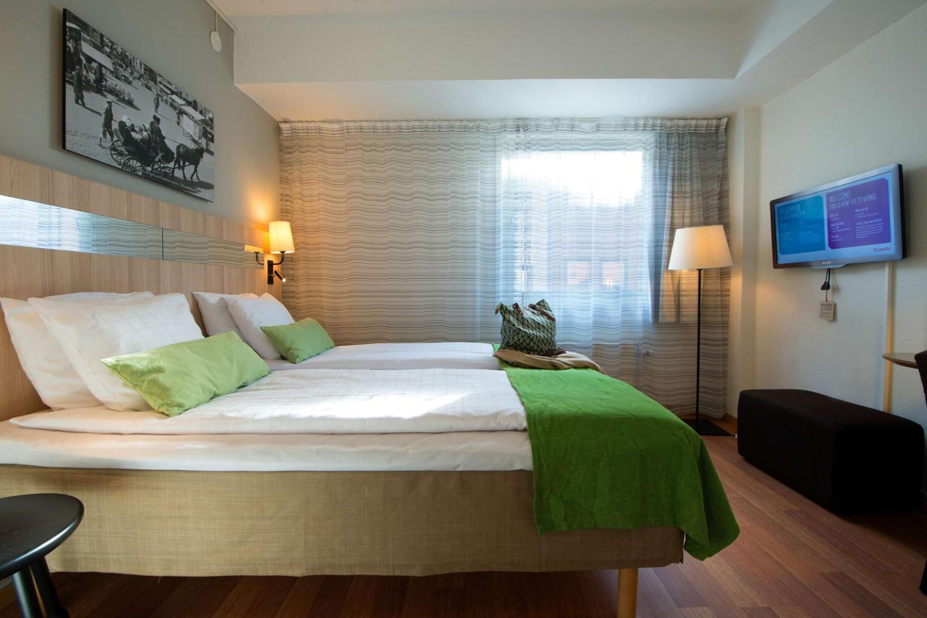 Standard Queen Room photo 1