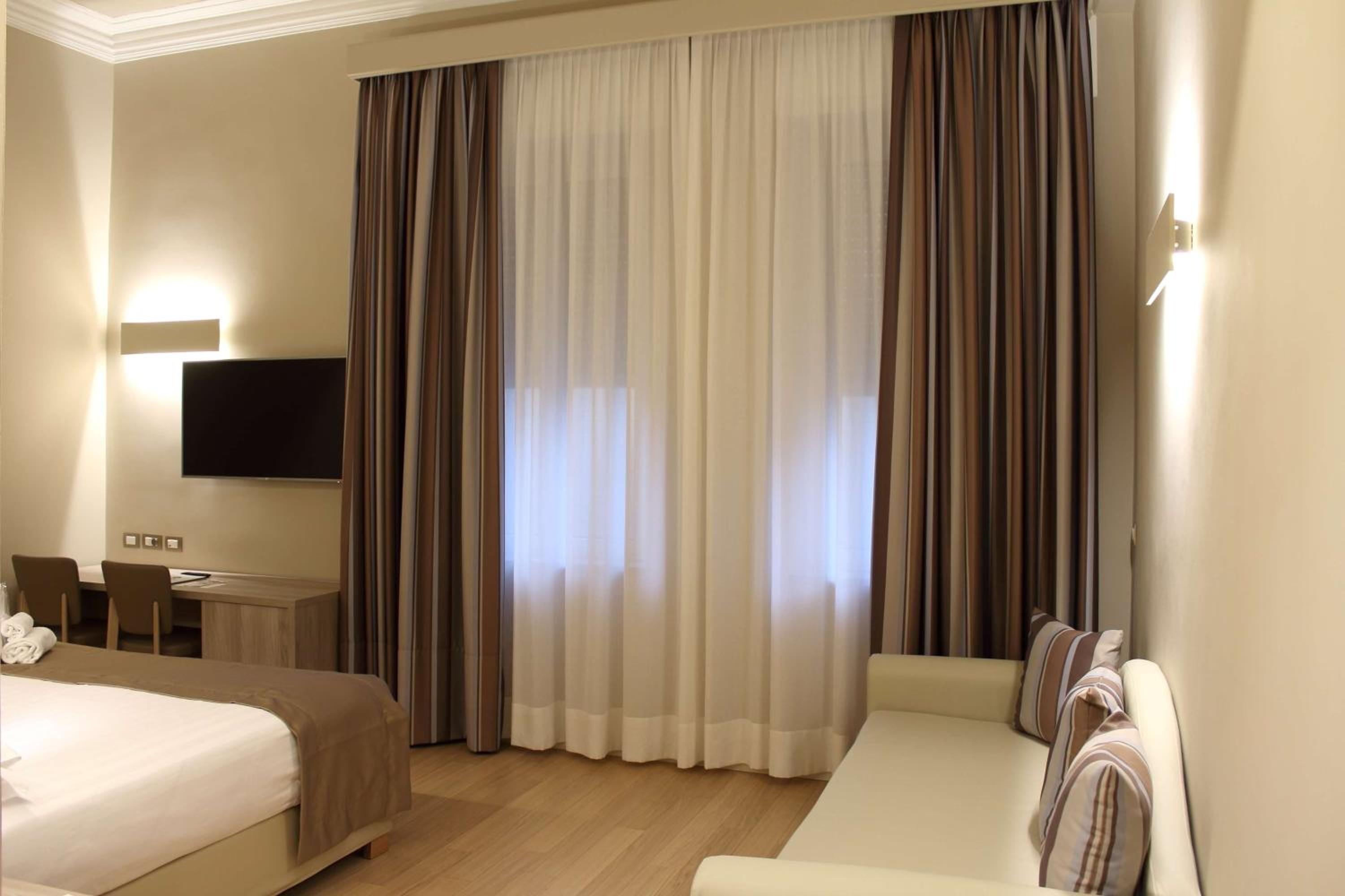 Comfort Quadruple Room - Photo 1