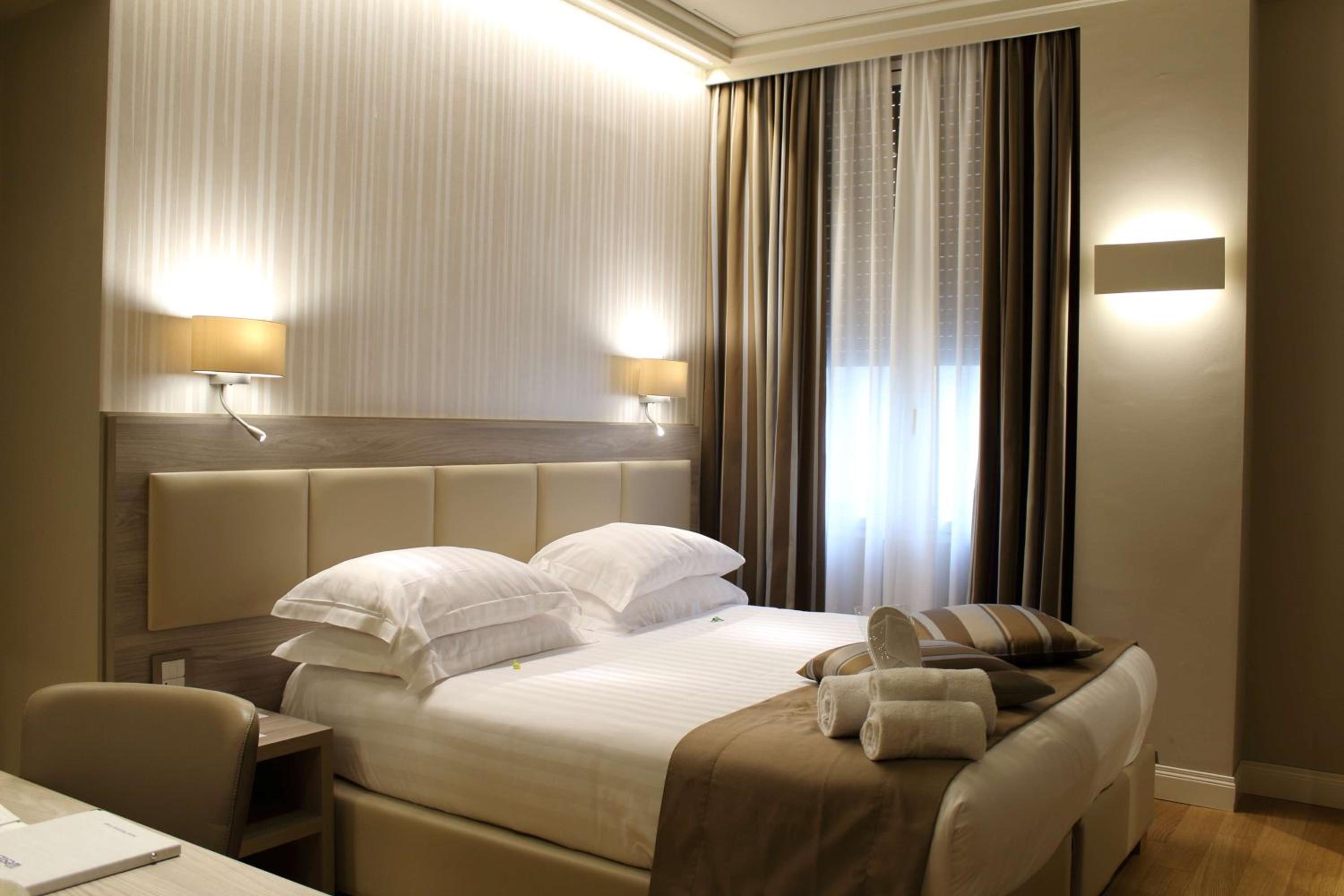 Comfort King Room - Photo 1