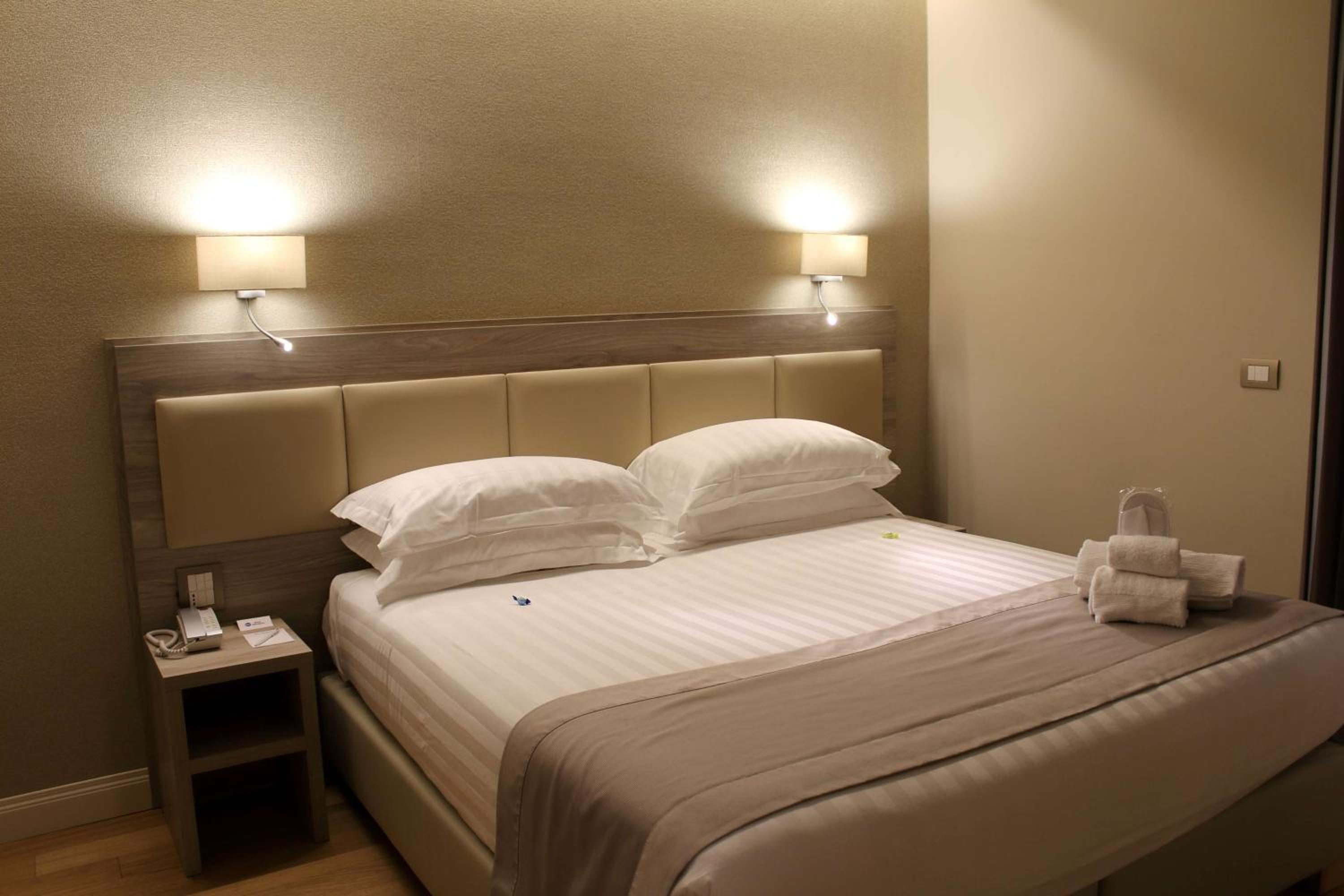Comfort King Room - Photo 7