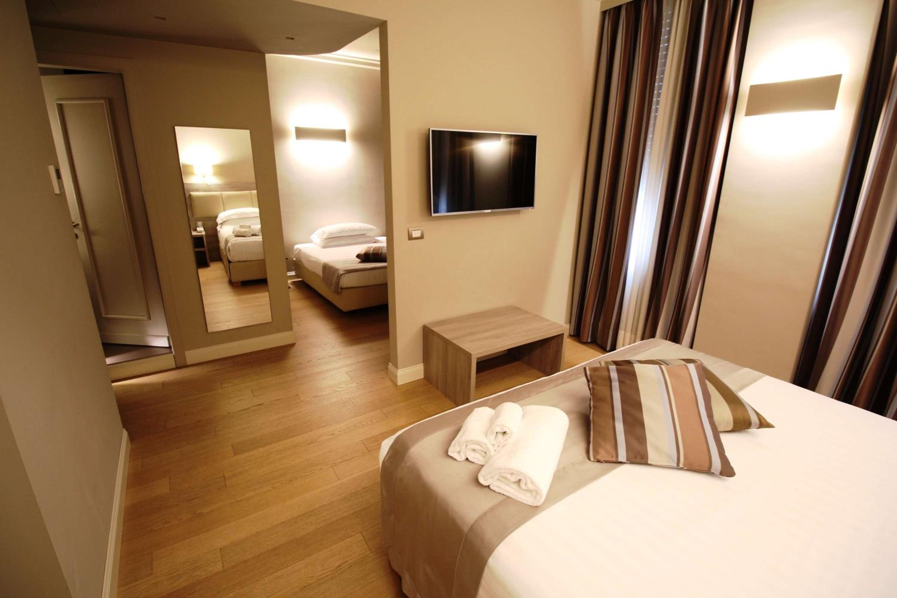 Comfort Triple Room - Photo 2