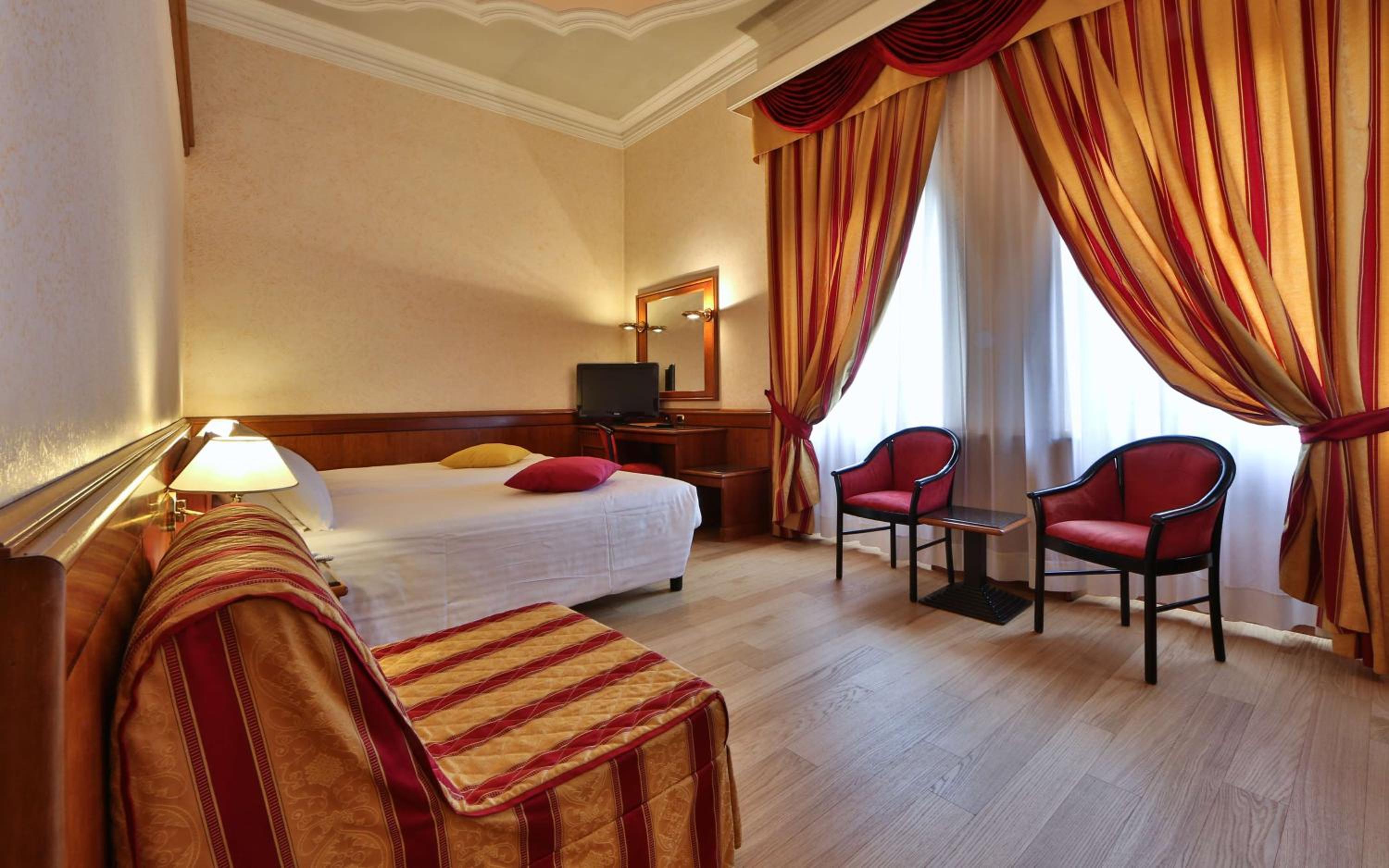 Standard Triple Room - Photo 7