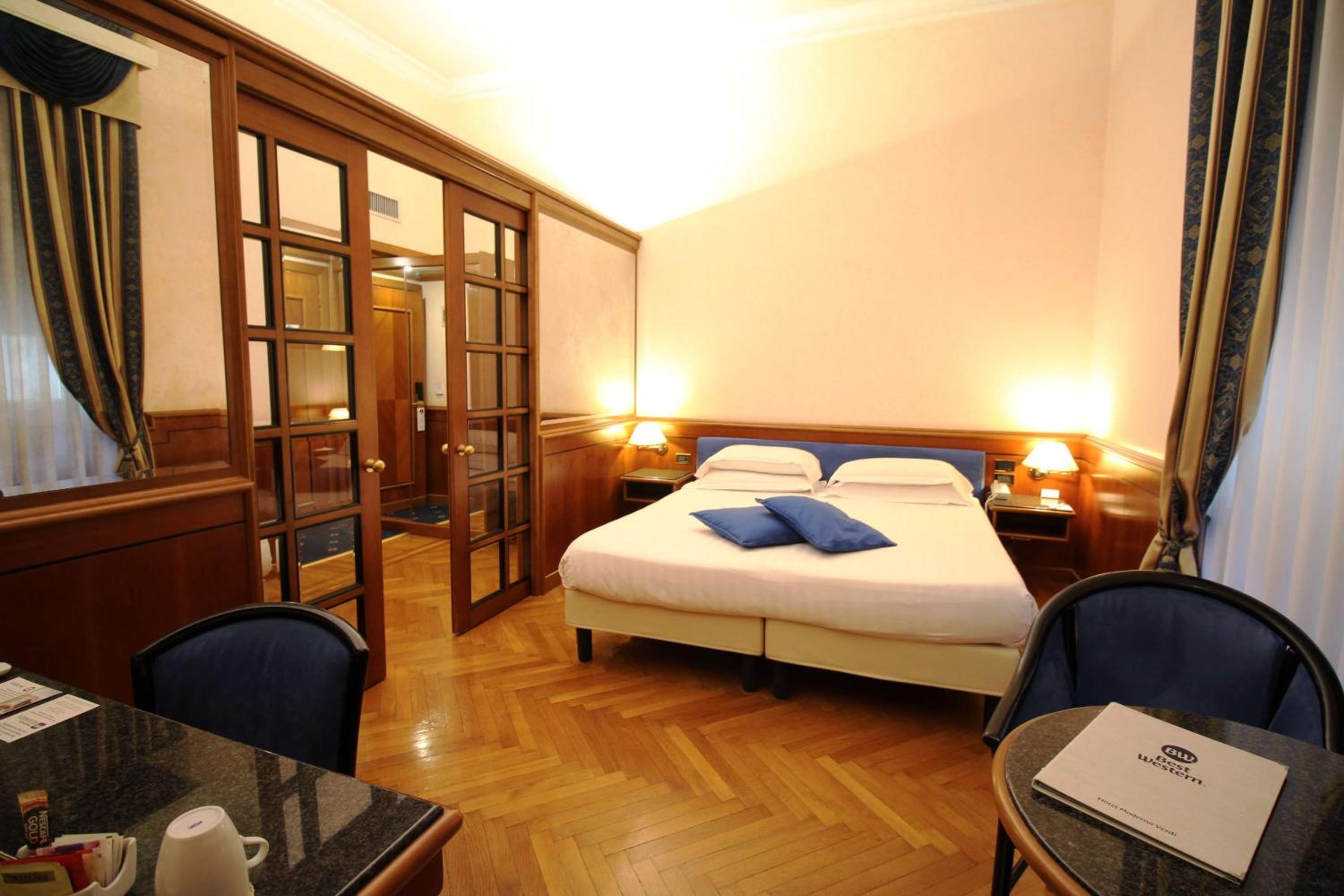 Standard Quadruple Room - Photo 6