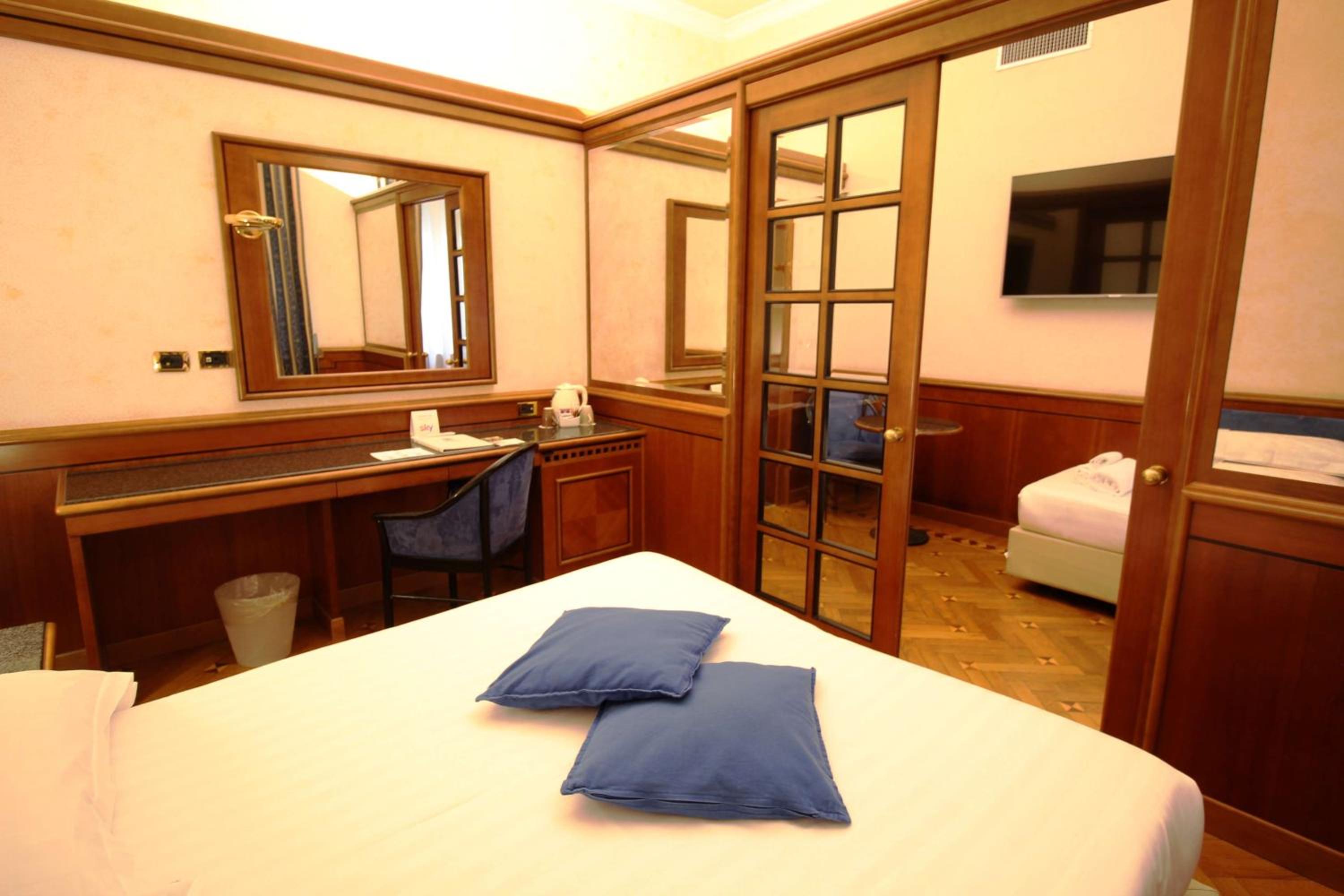 Standard Quadruple Room - Photo 5