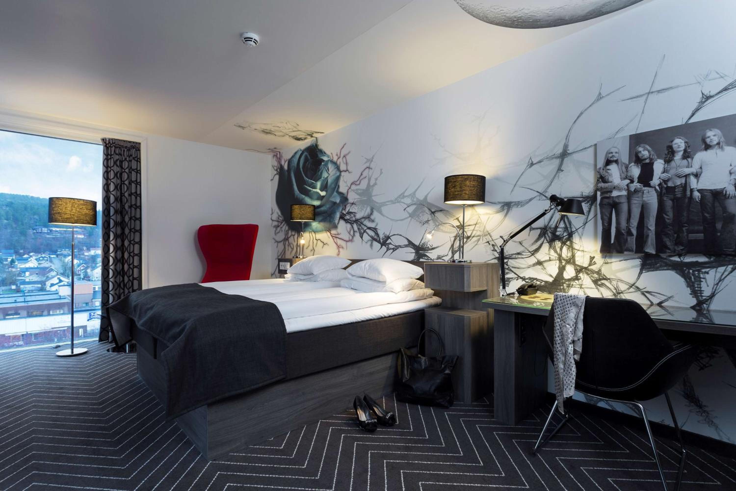 Superior King Room - Photo 3