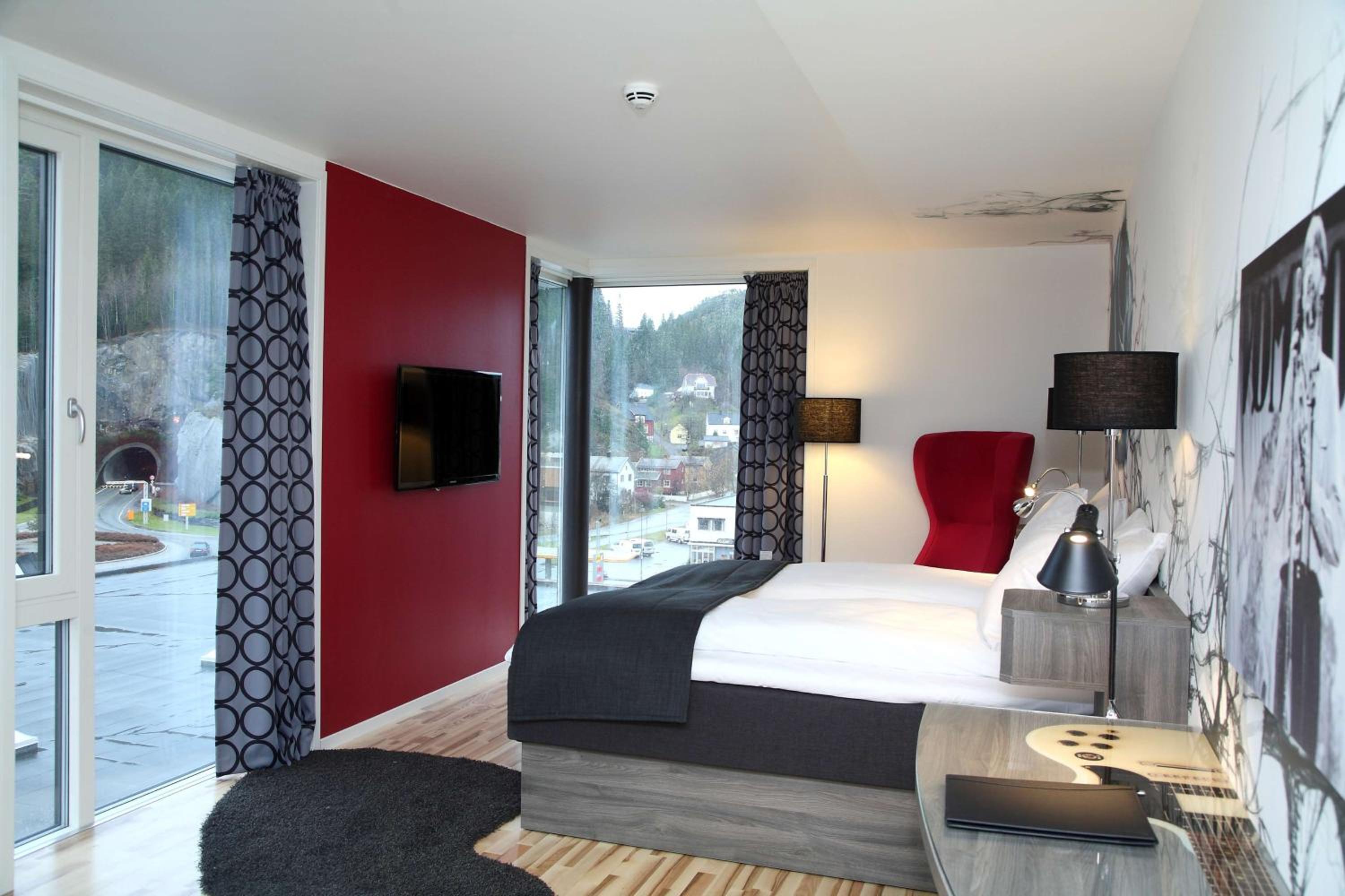 Superior King Room - Photo 6