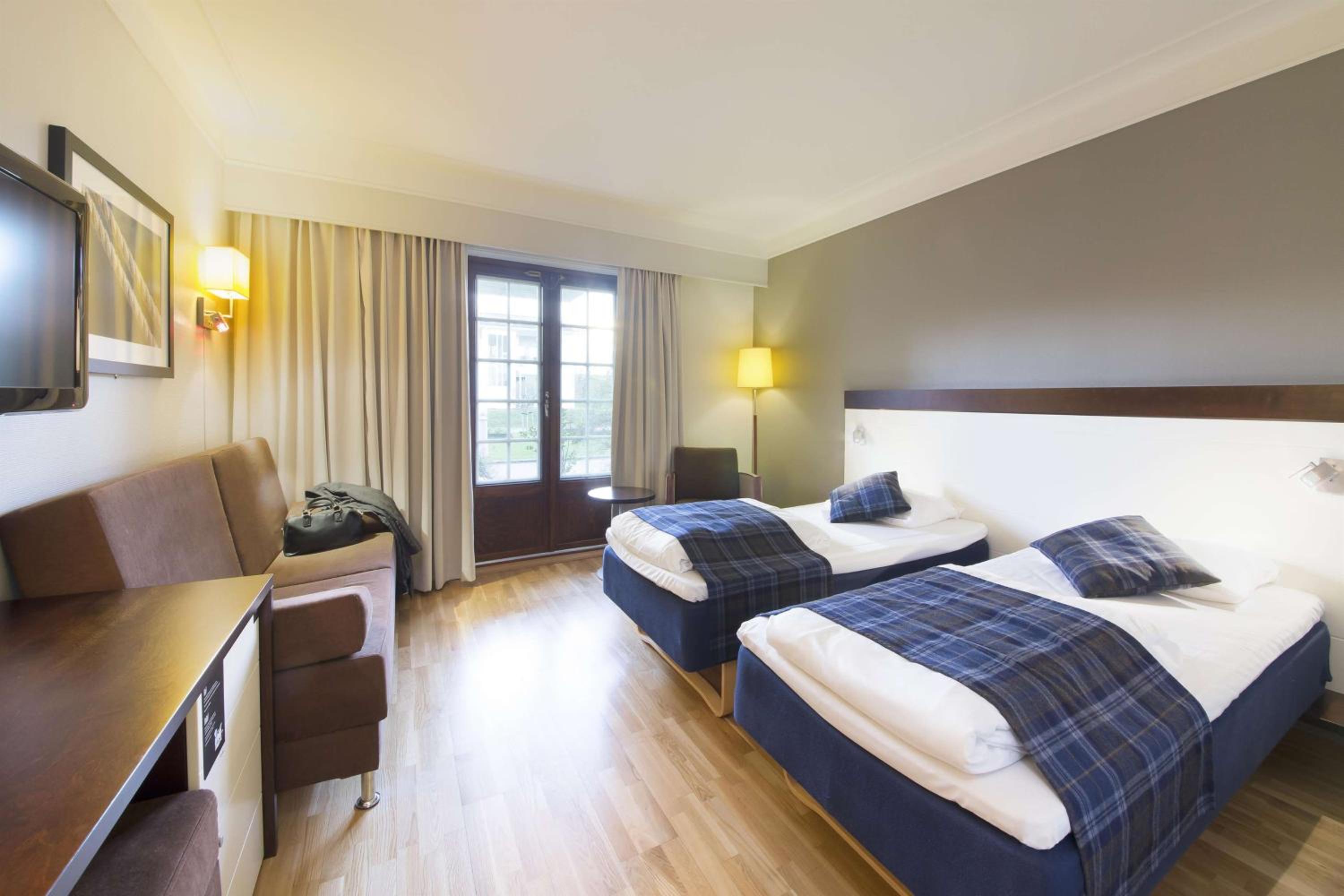 Superior Twin Room photo 2