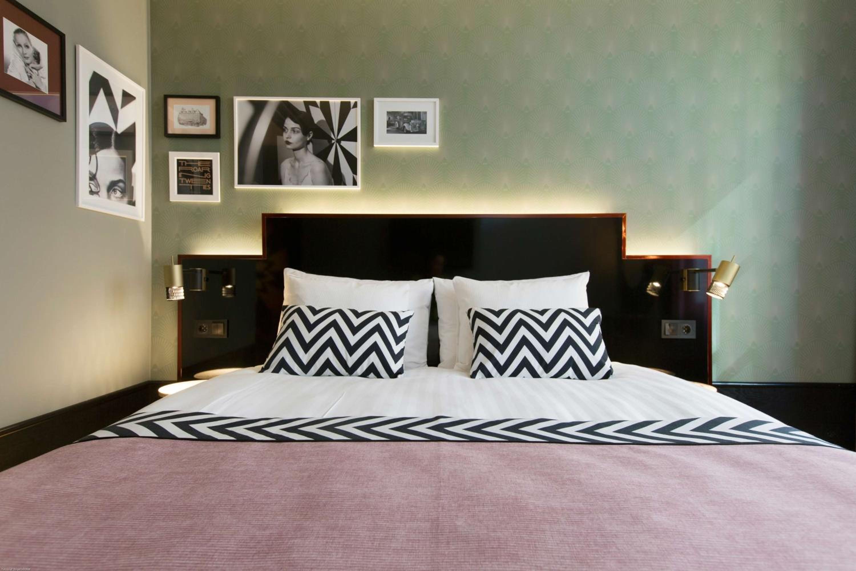 Large Double Room