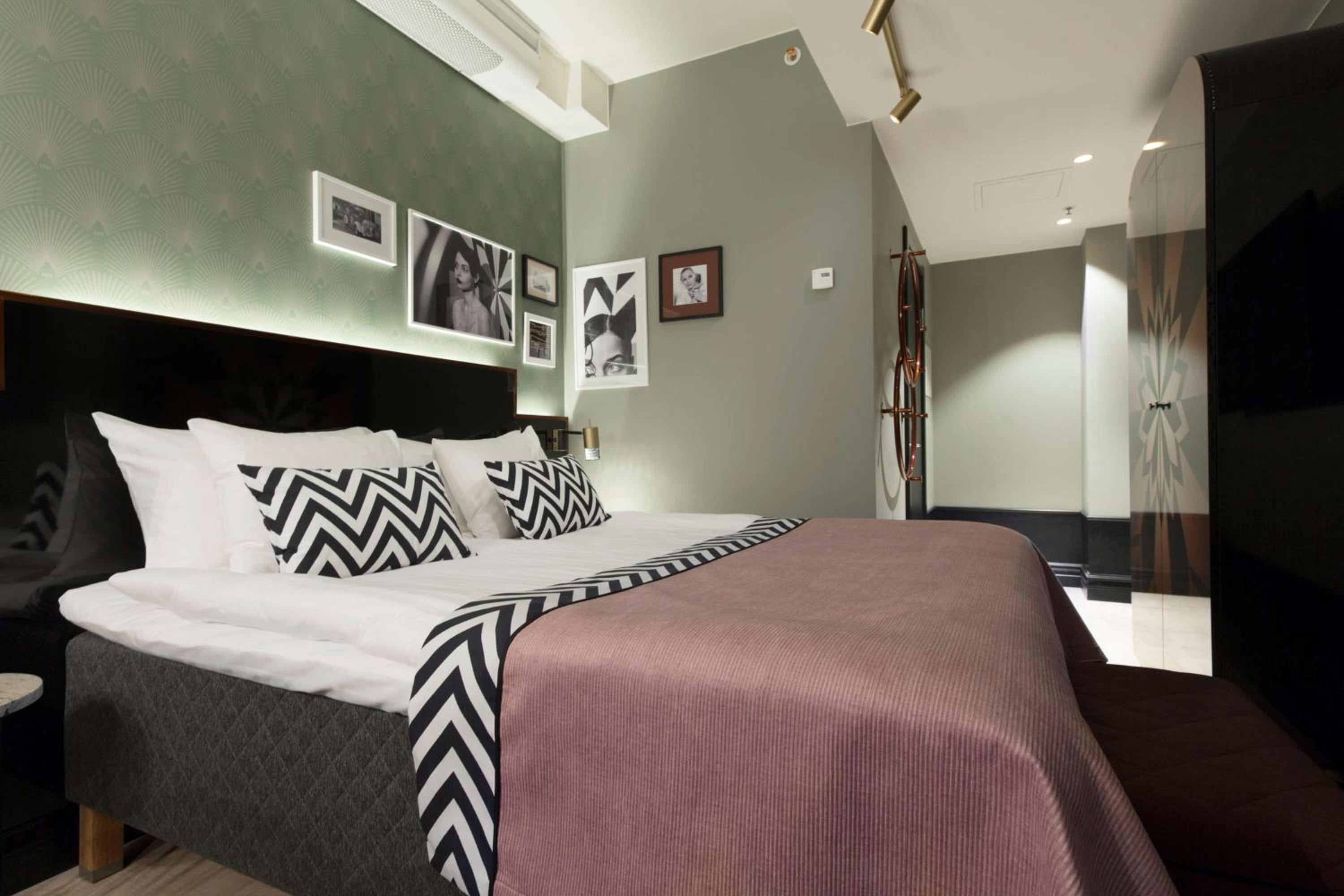 Luxury Double Room - Photo 8