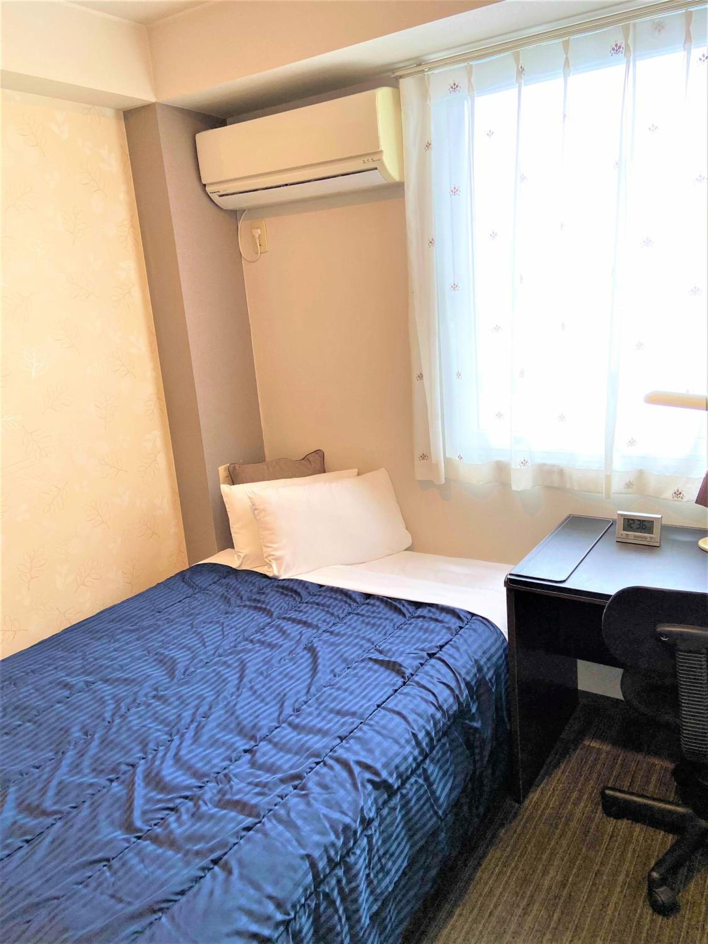 Small Double Room - Non-Smoking - Log Cabin Curry Plan (Check-In 15:00-20:00) - Photo 1