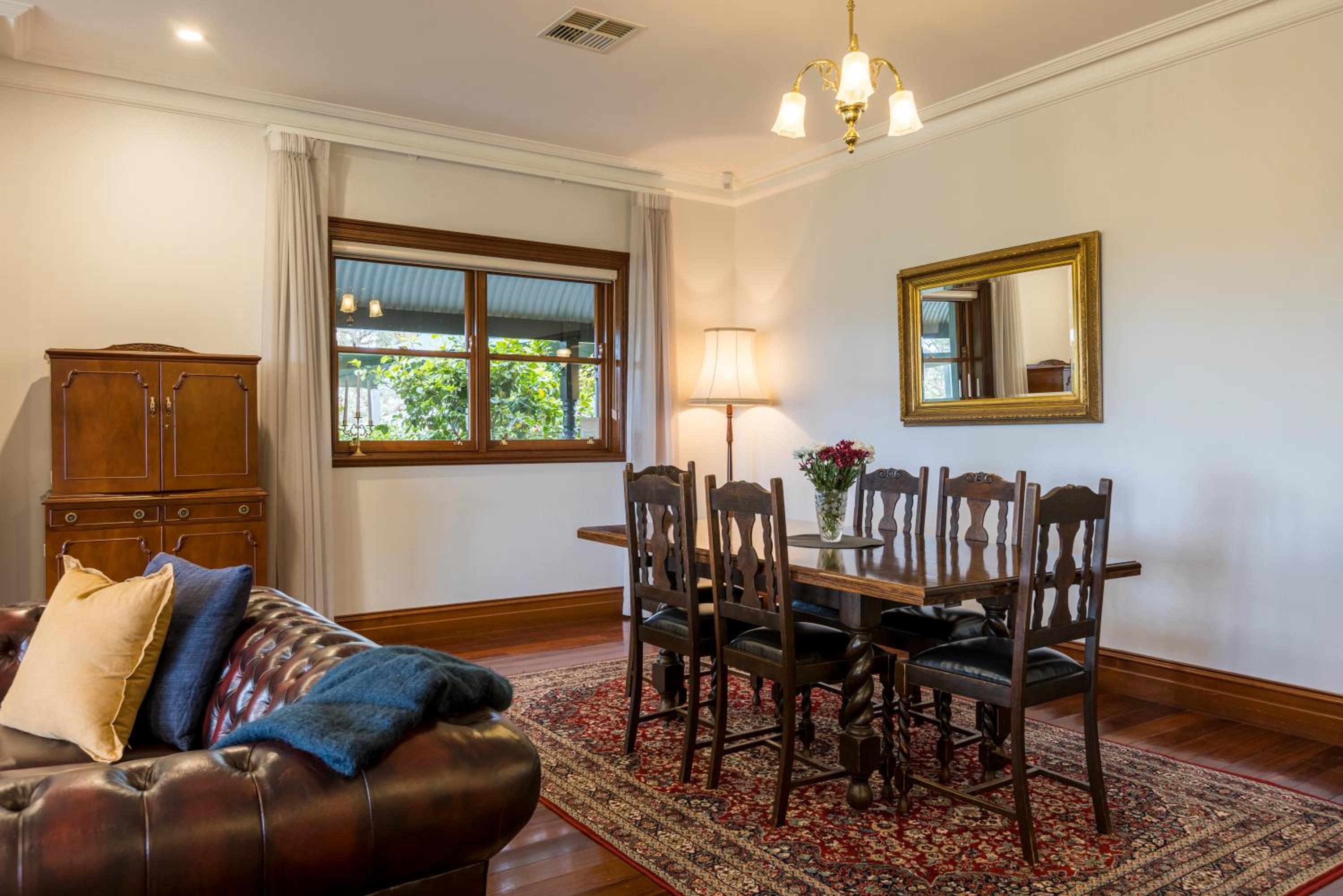 Villa photo 3