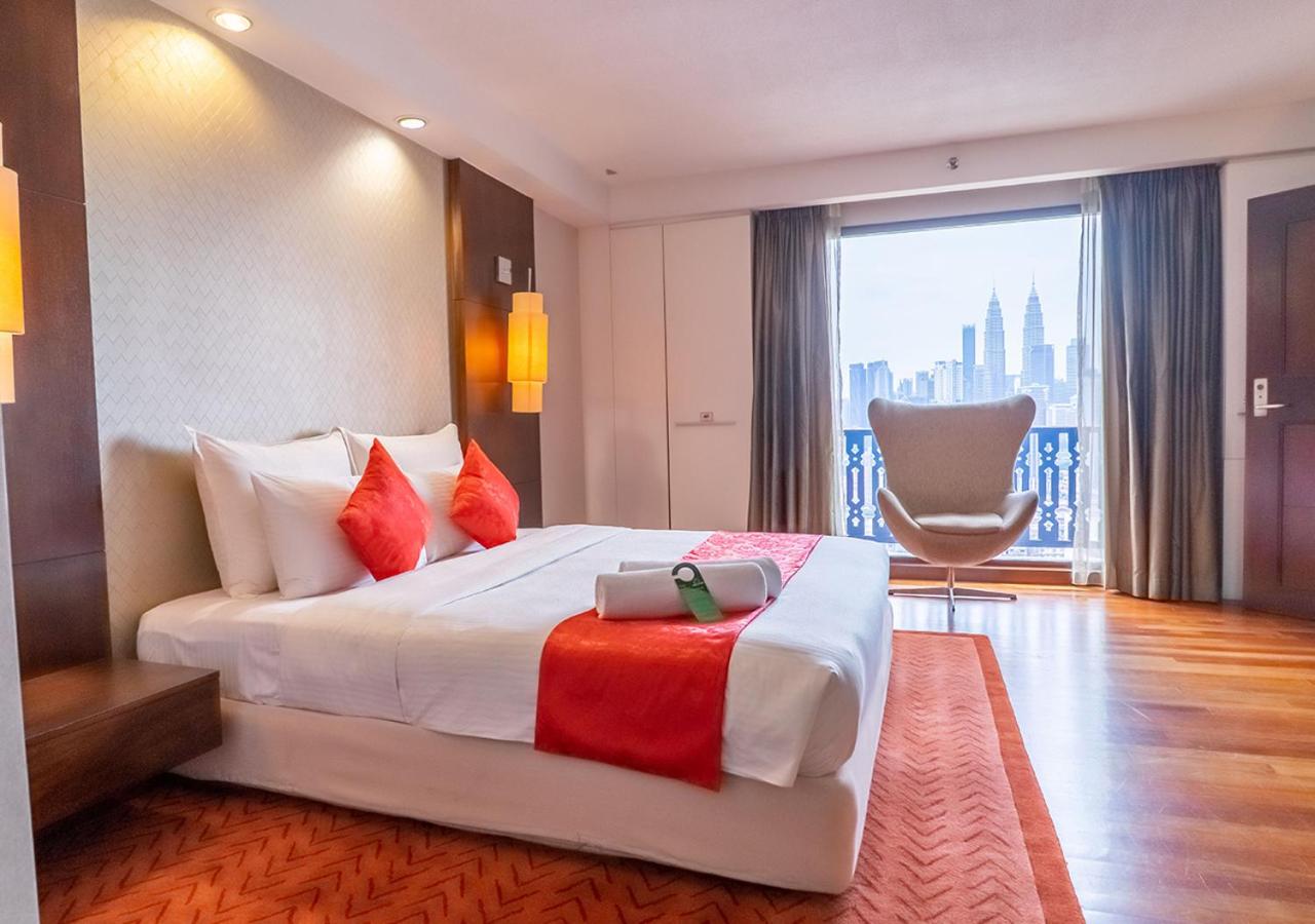  Executive King Suite with Lounge Access photo 3