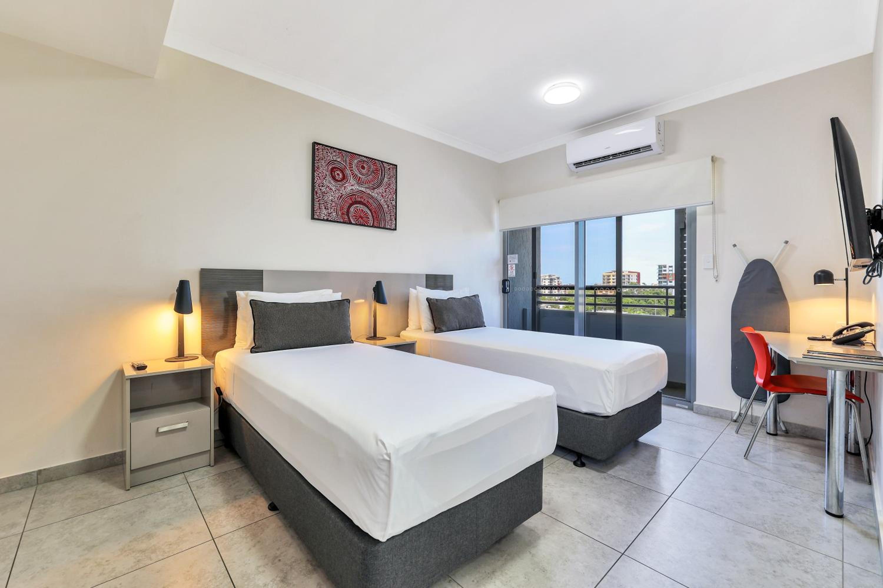 Deluxe Family Room