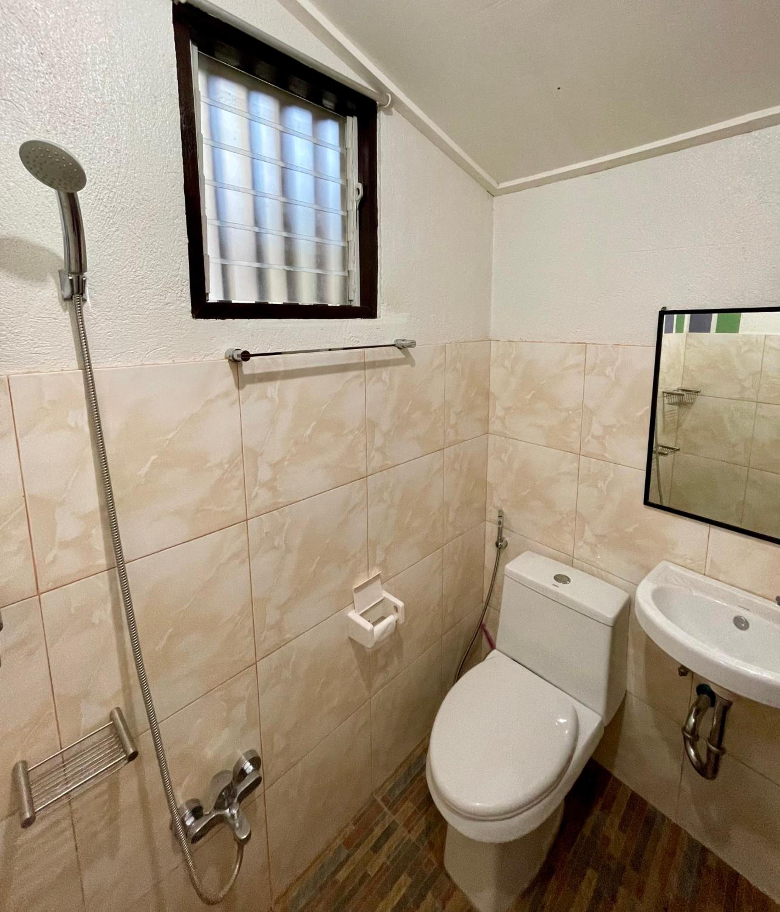 Double Room with Private Bathroom photo 3