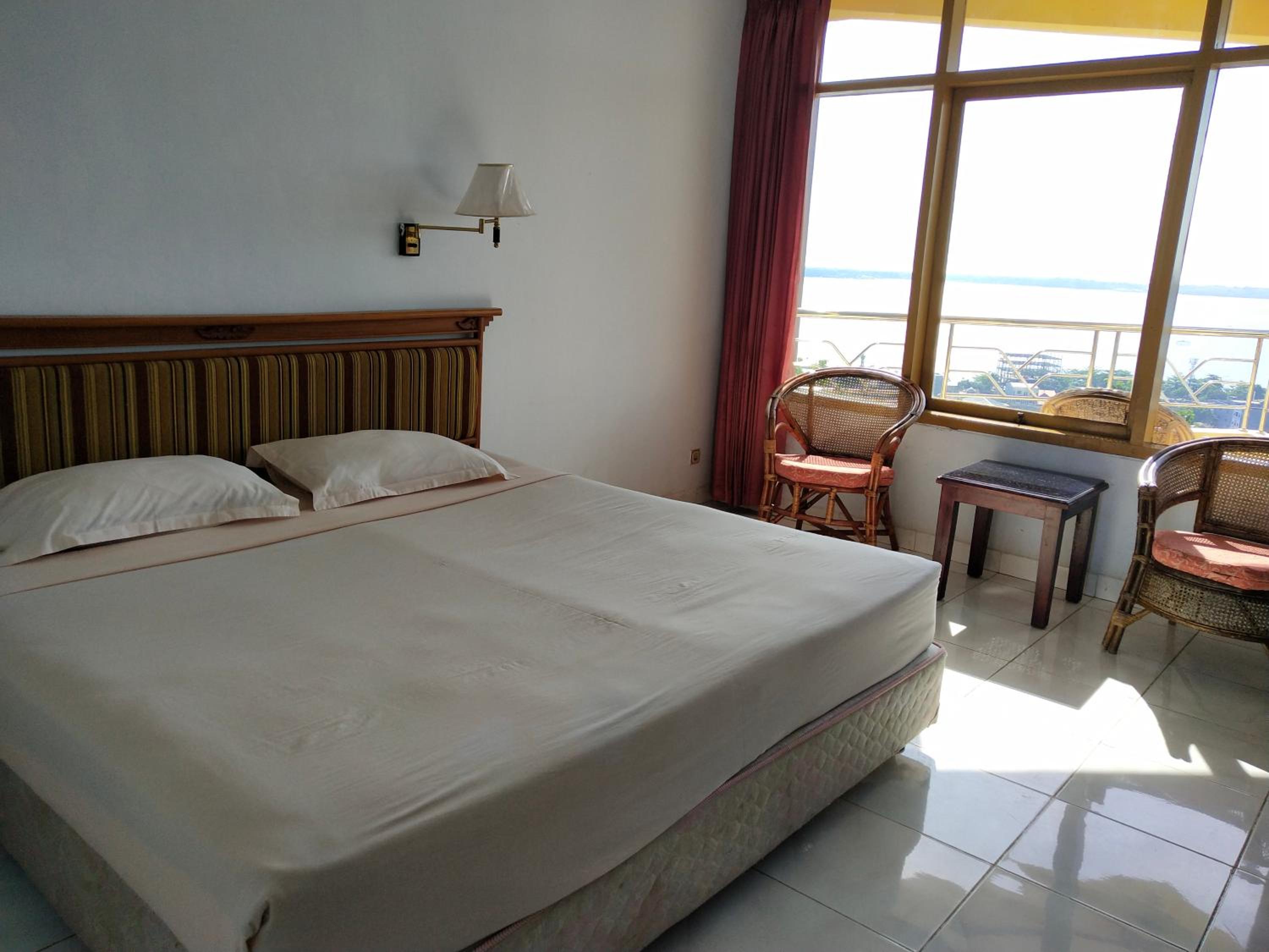 Deluxe Double Room with Balcony and Sea View photo 3